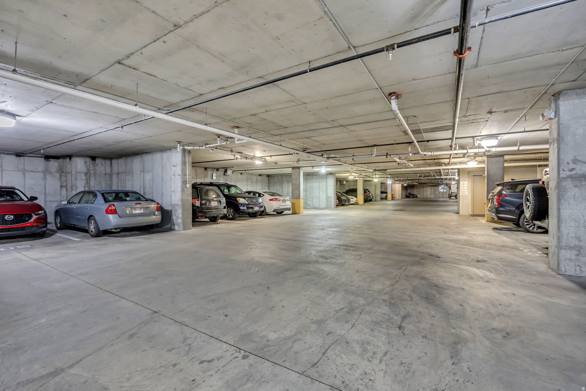 main property photo 14