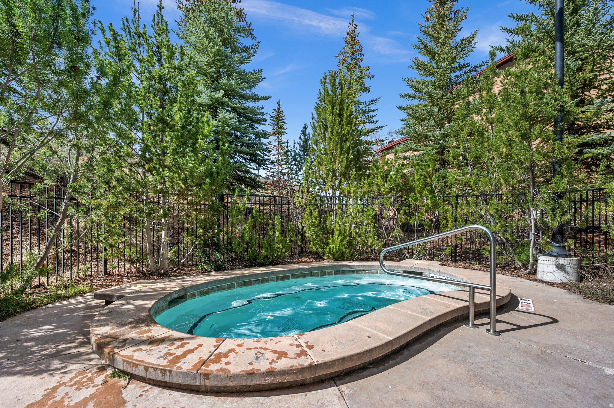 main property photo 20
