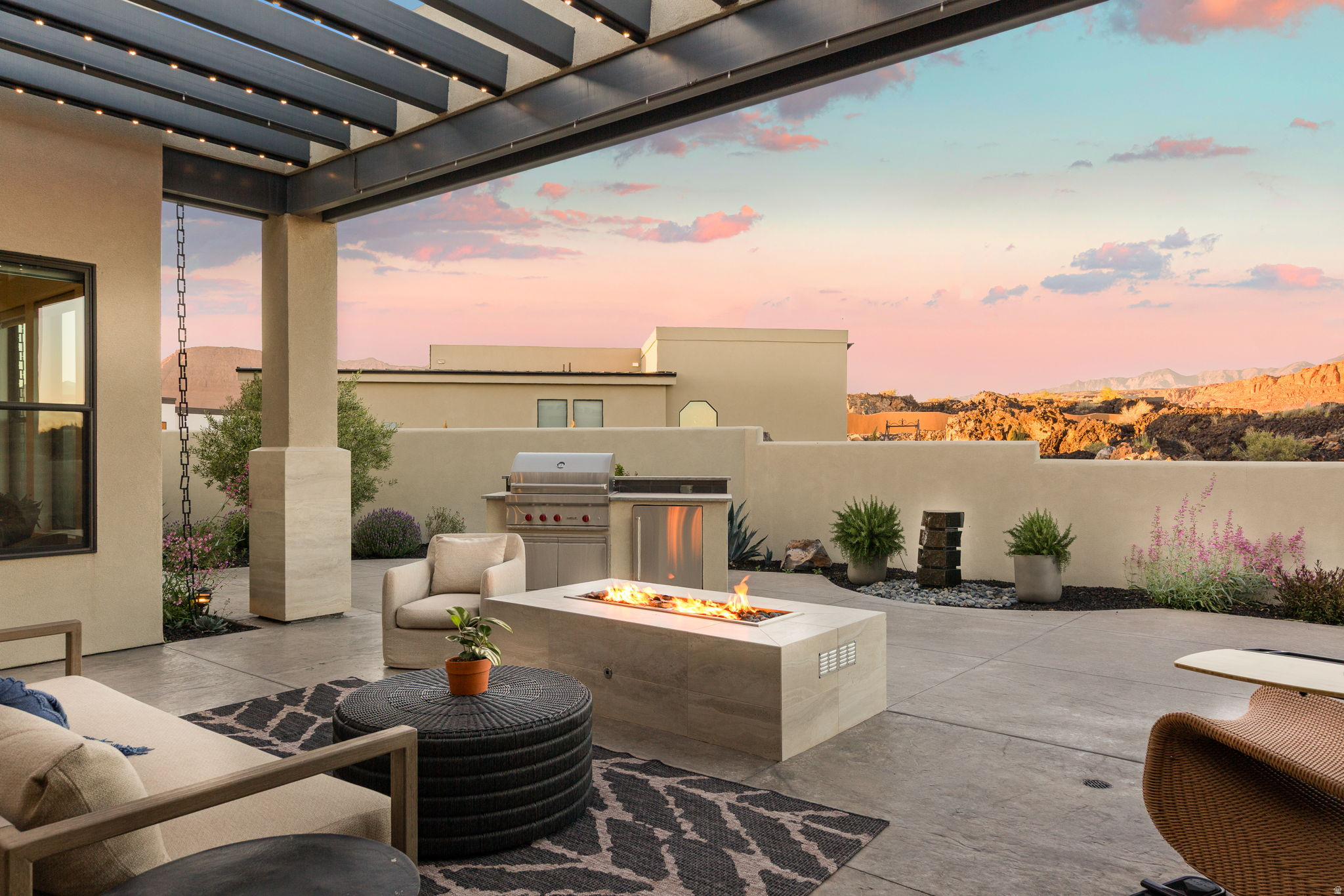 main property photo 45