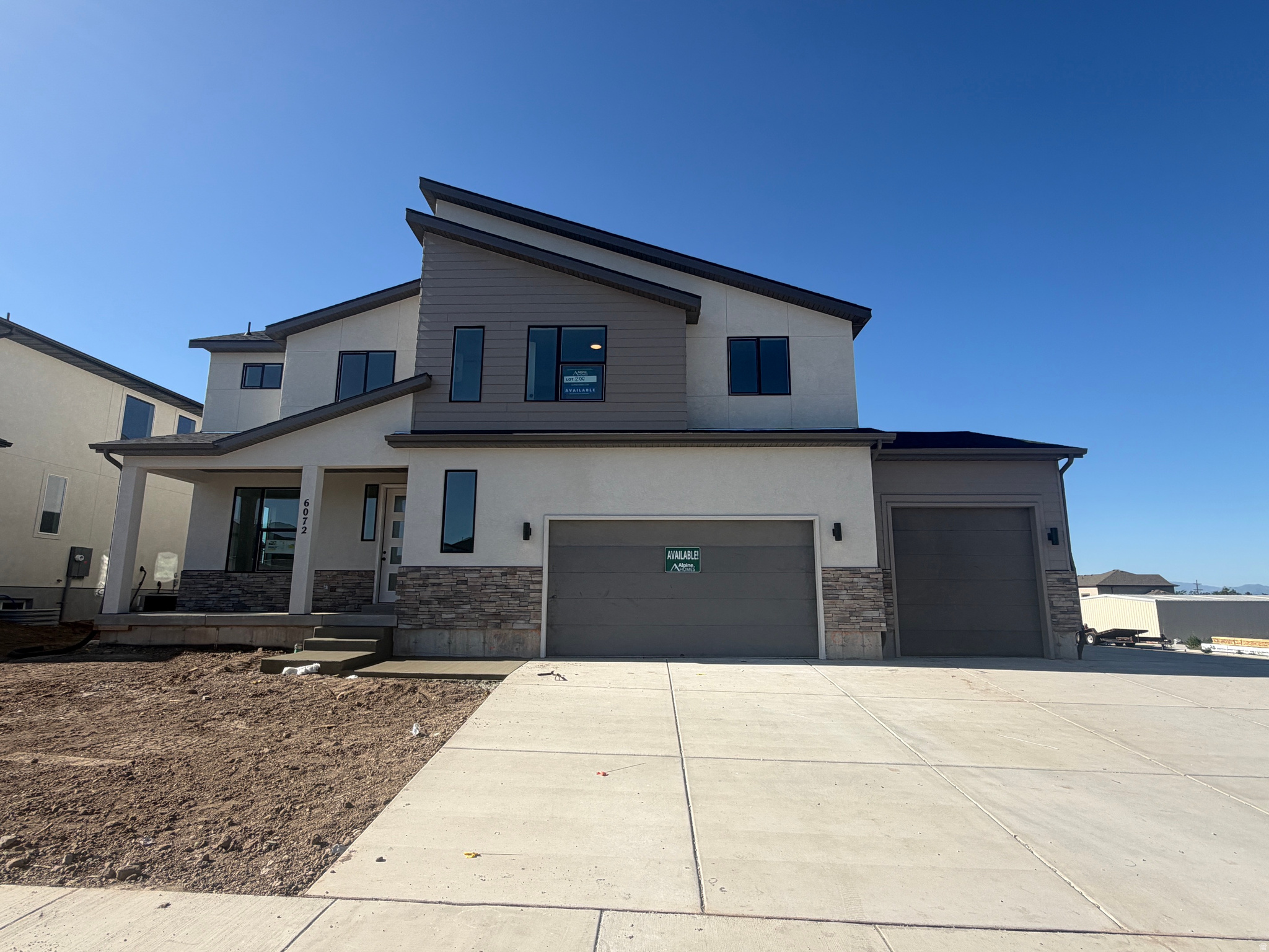 main property photo 0