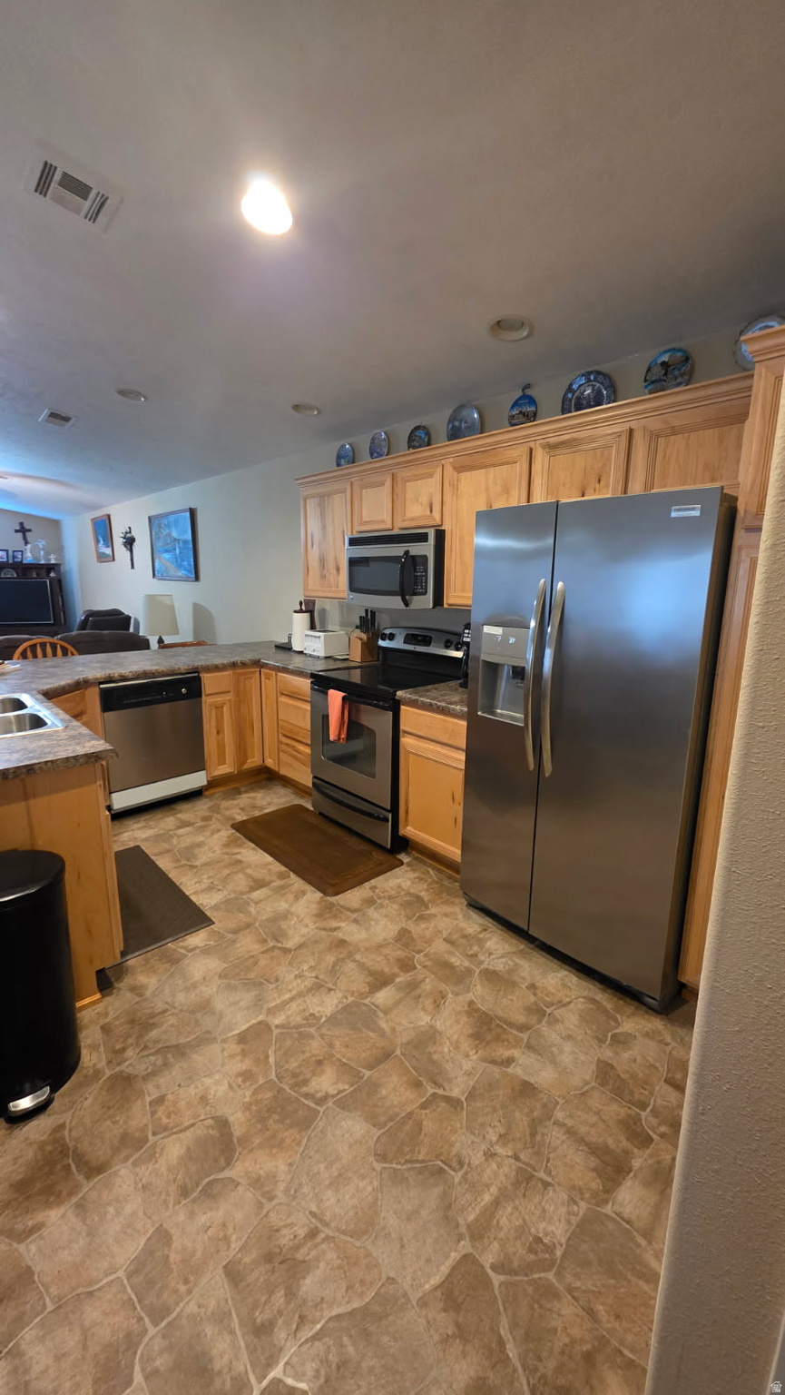 main property photo 10