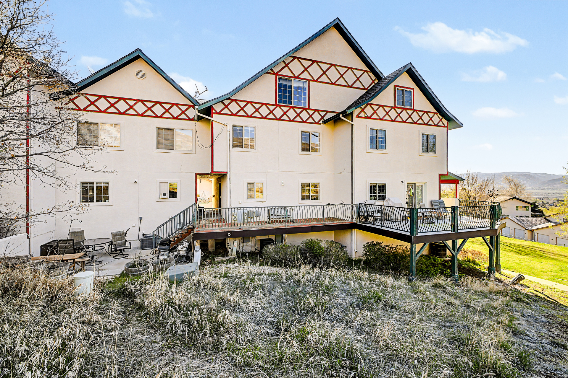 main property photo 34