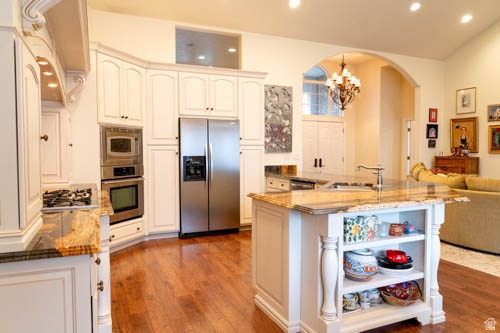 main property photo 9
