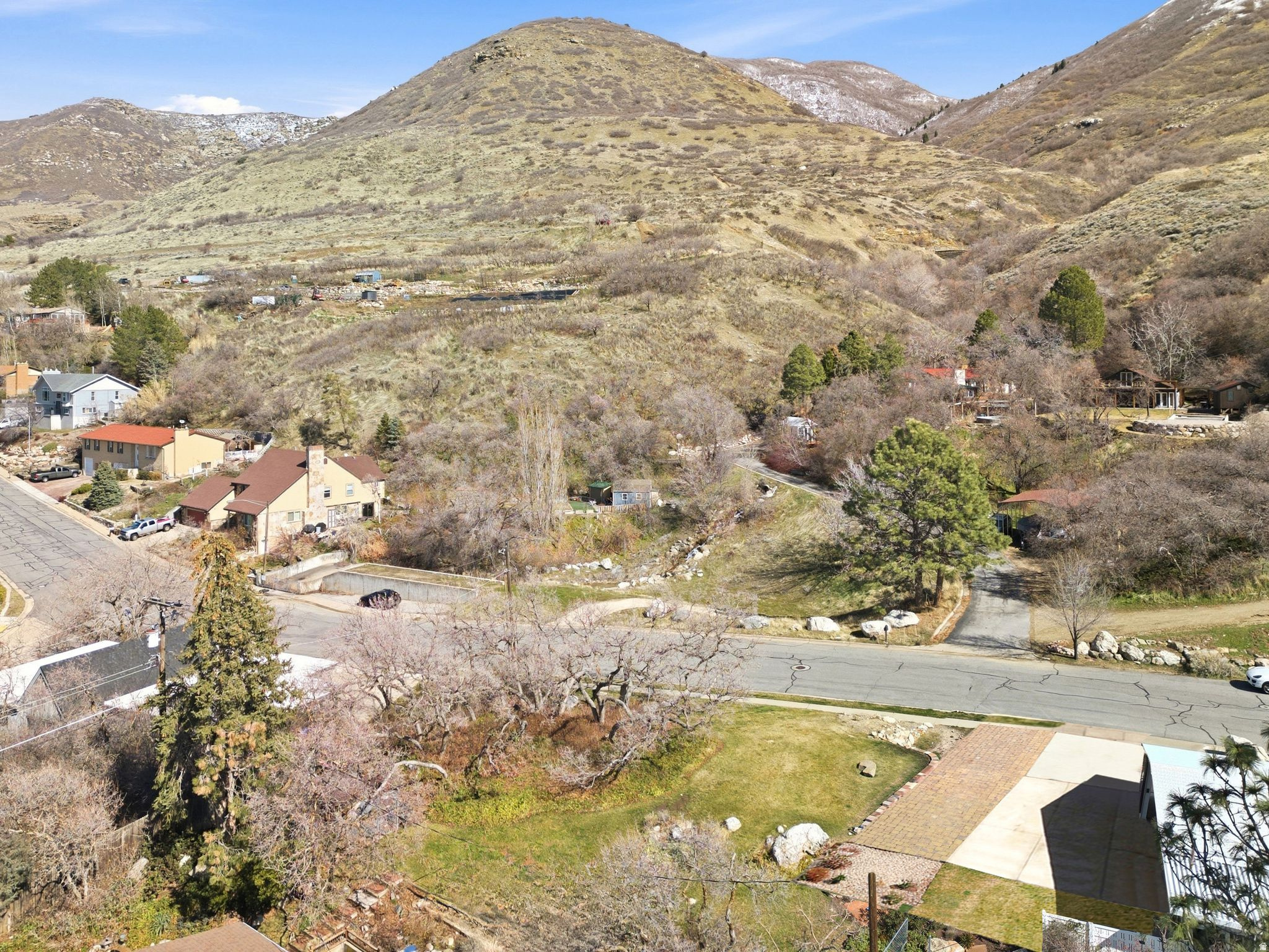 main property photo 10