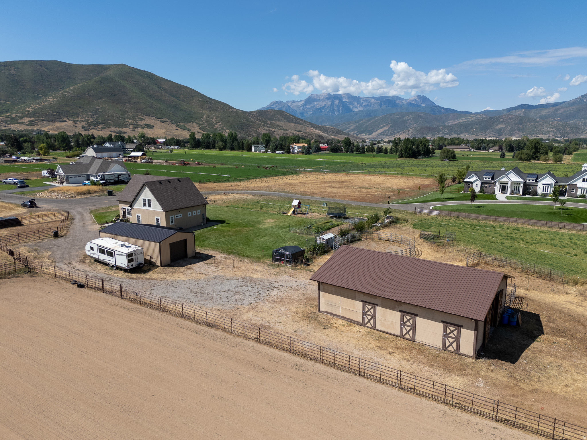 main property photo 3