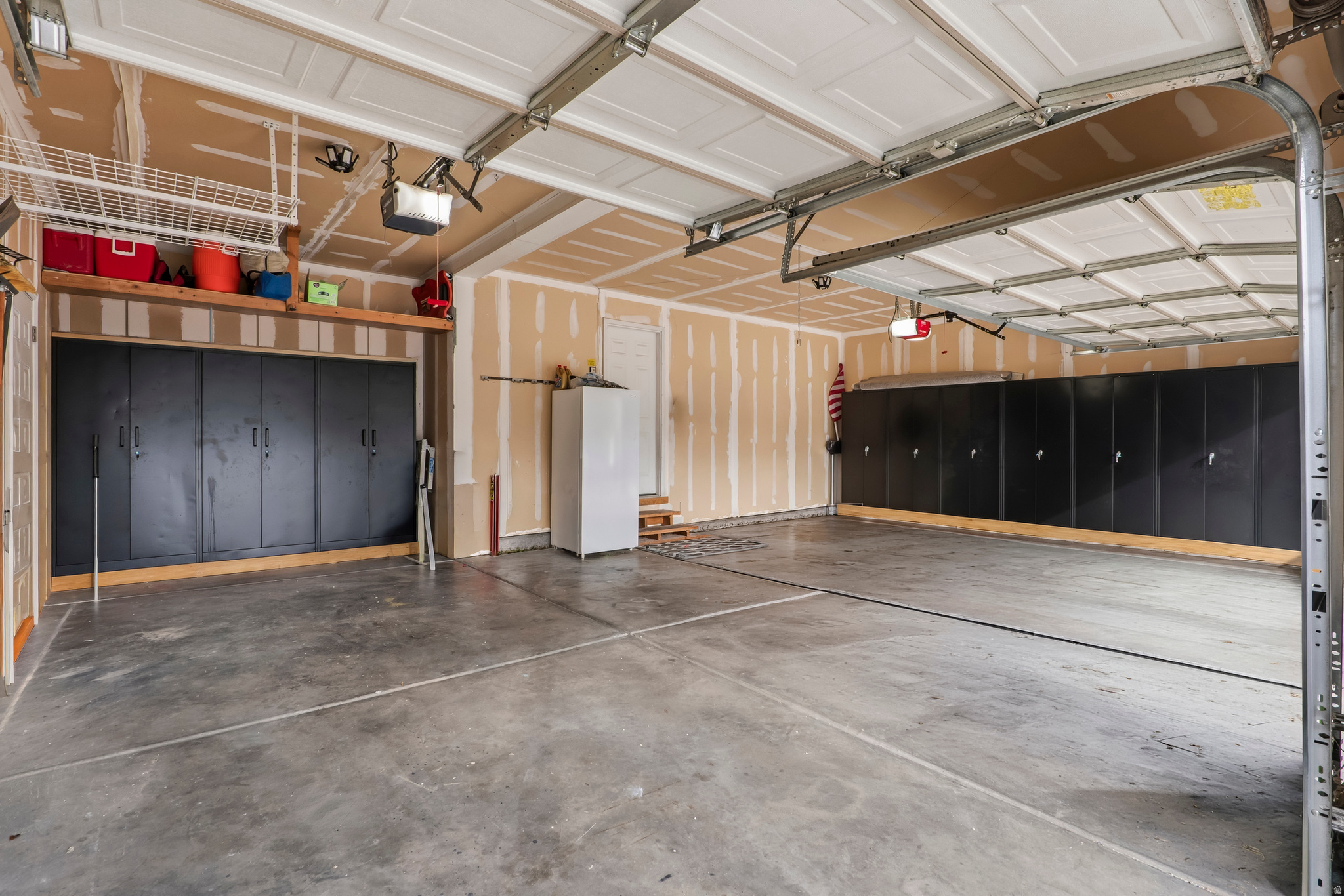 main property photo 49