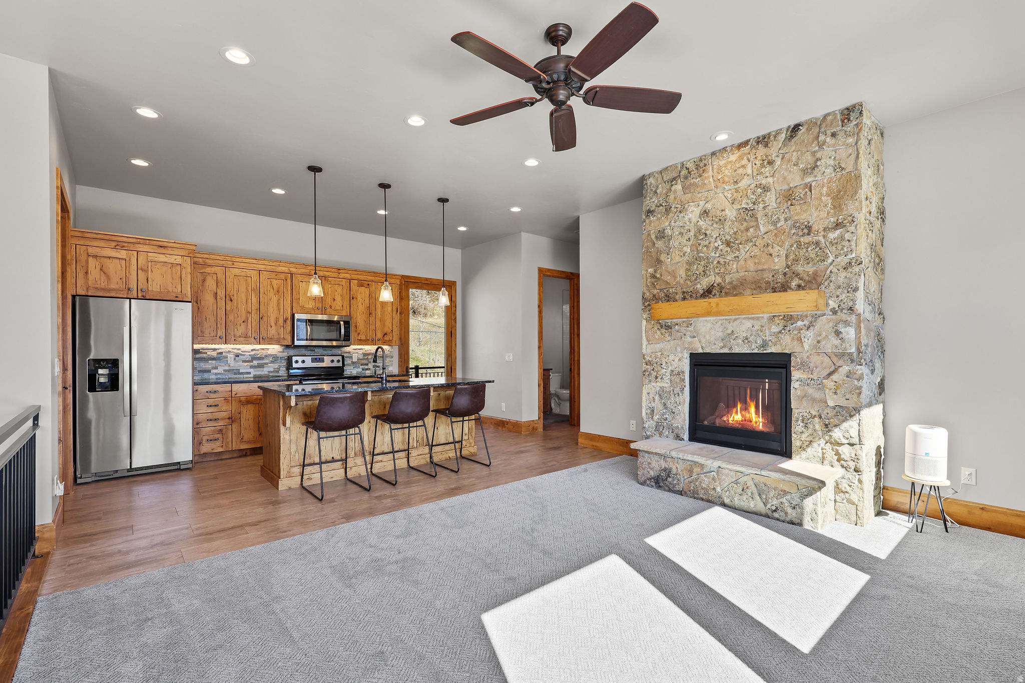 main property photo 74