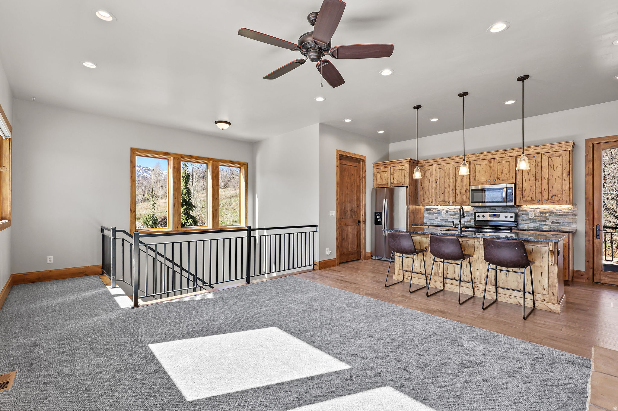 main property photo 75
