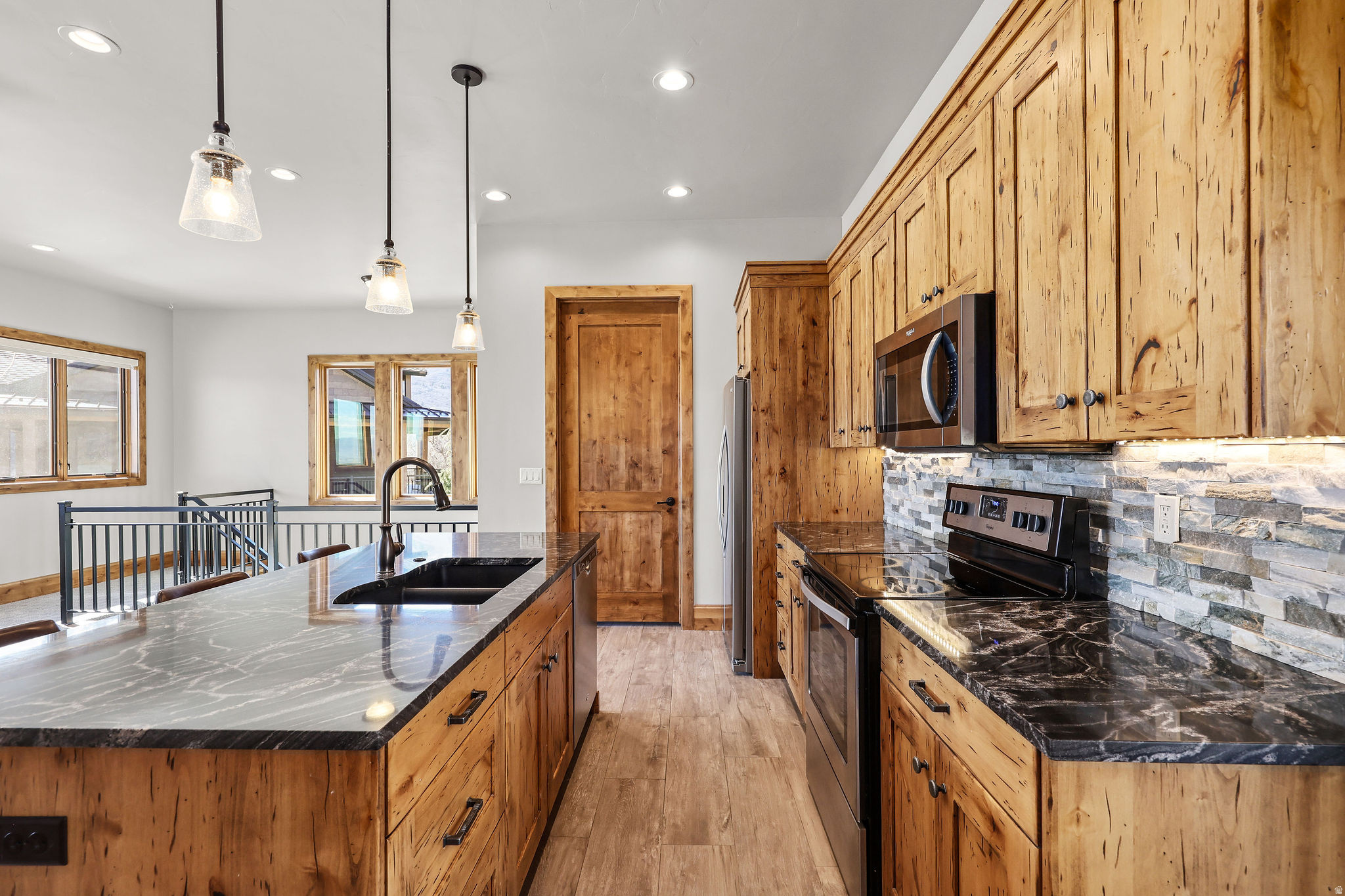 main property photo 79