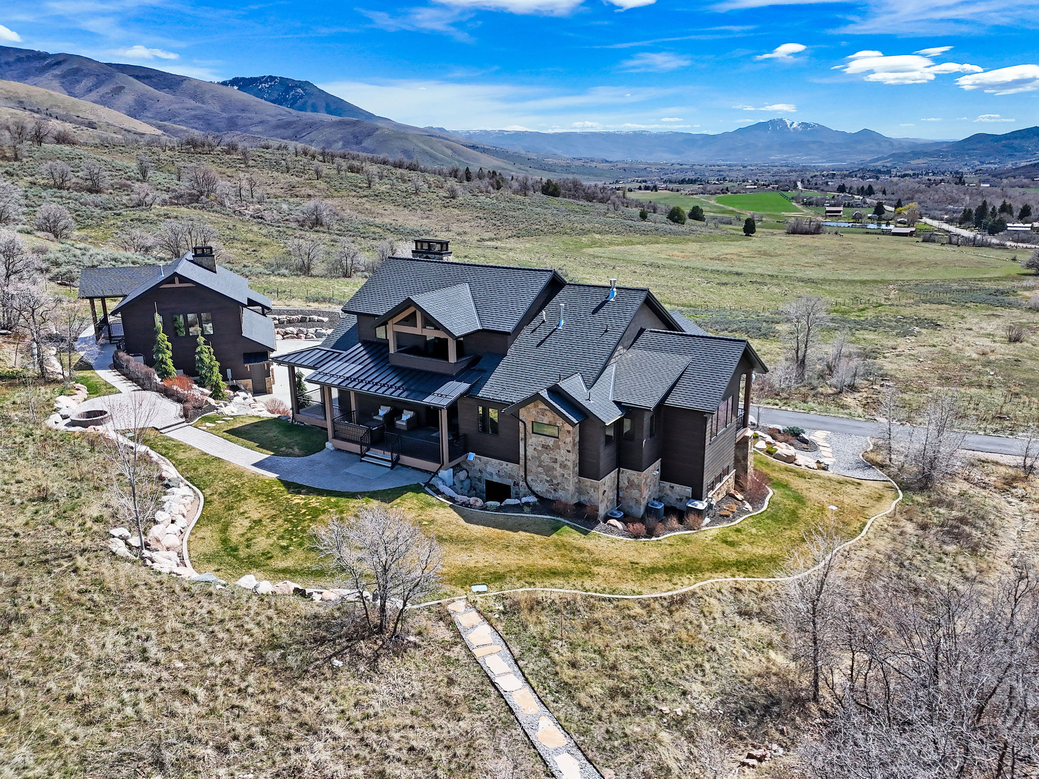 main property photo 85