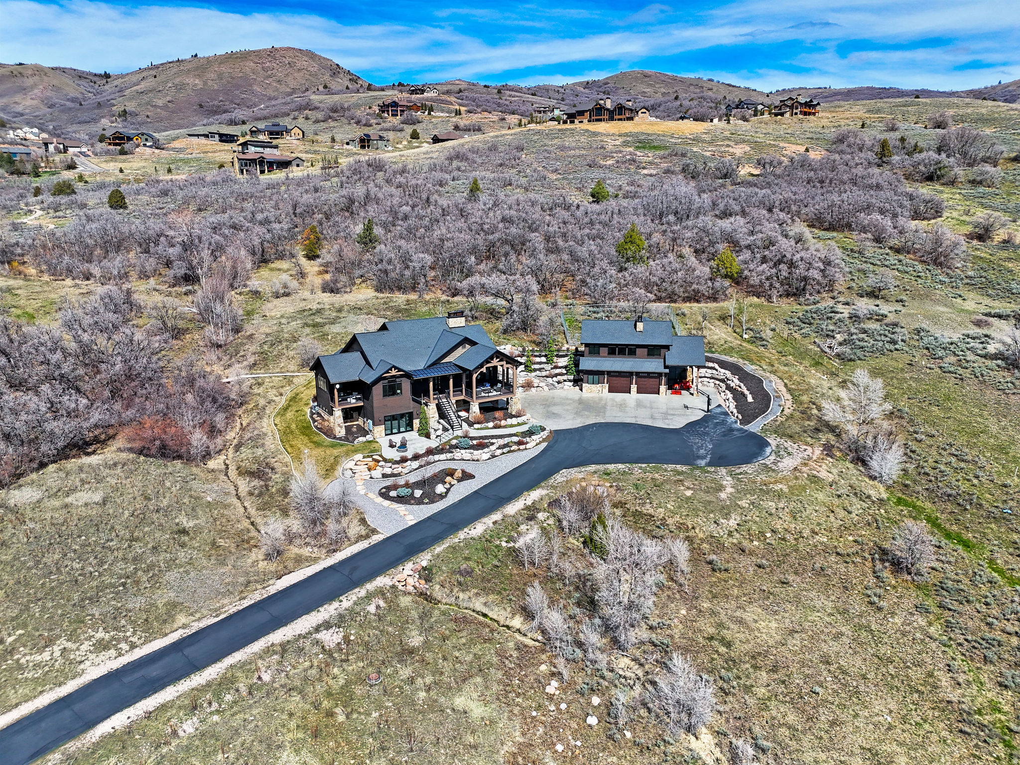 main property photo 90