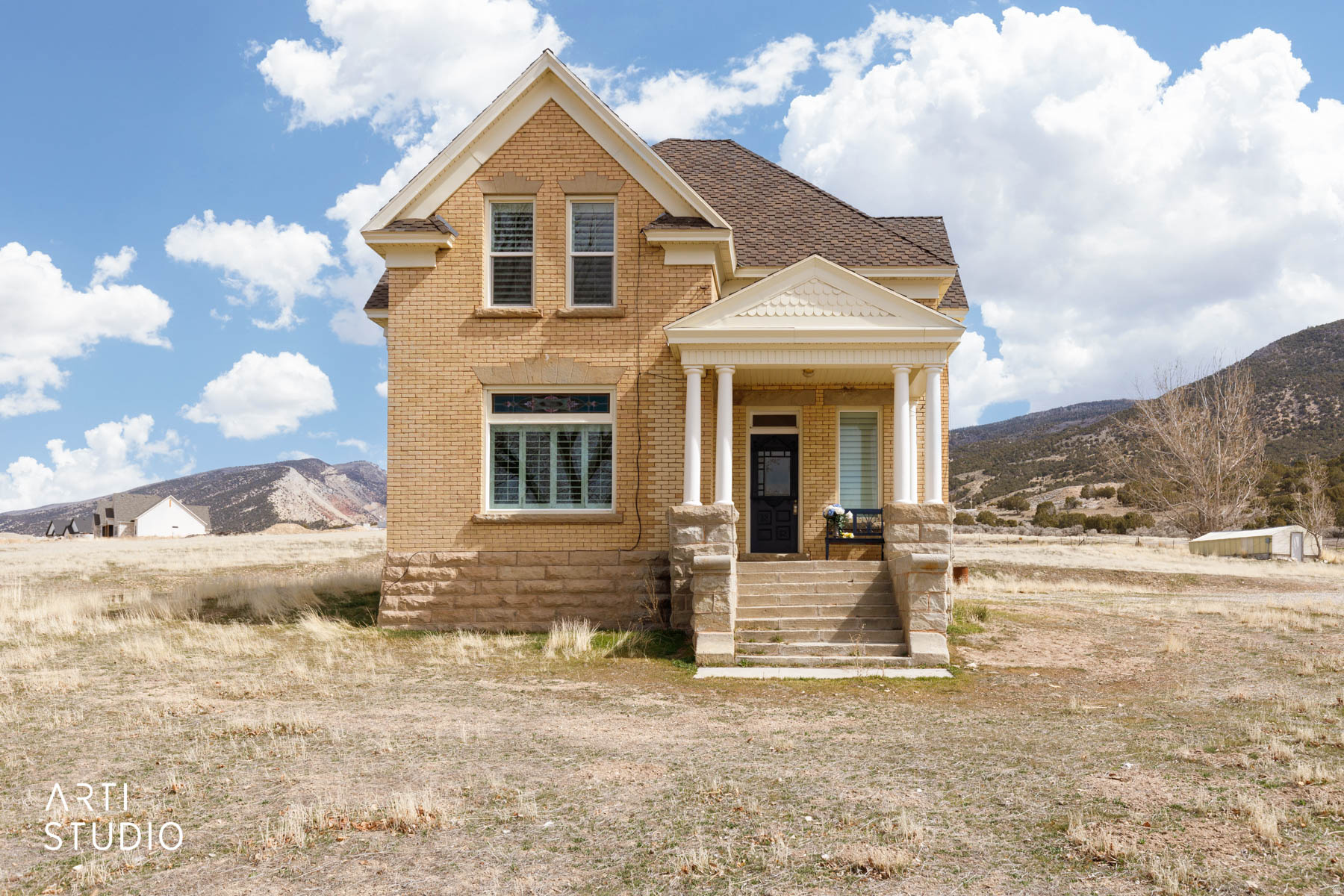 main property photo 2
