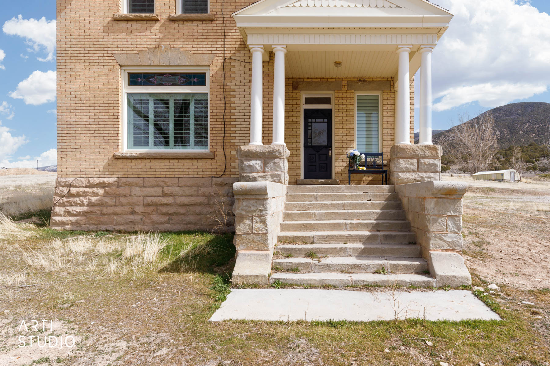 main property photo 3