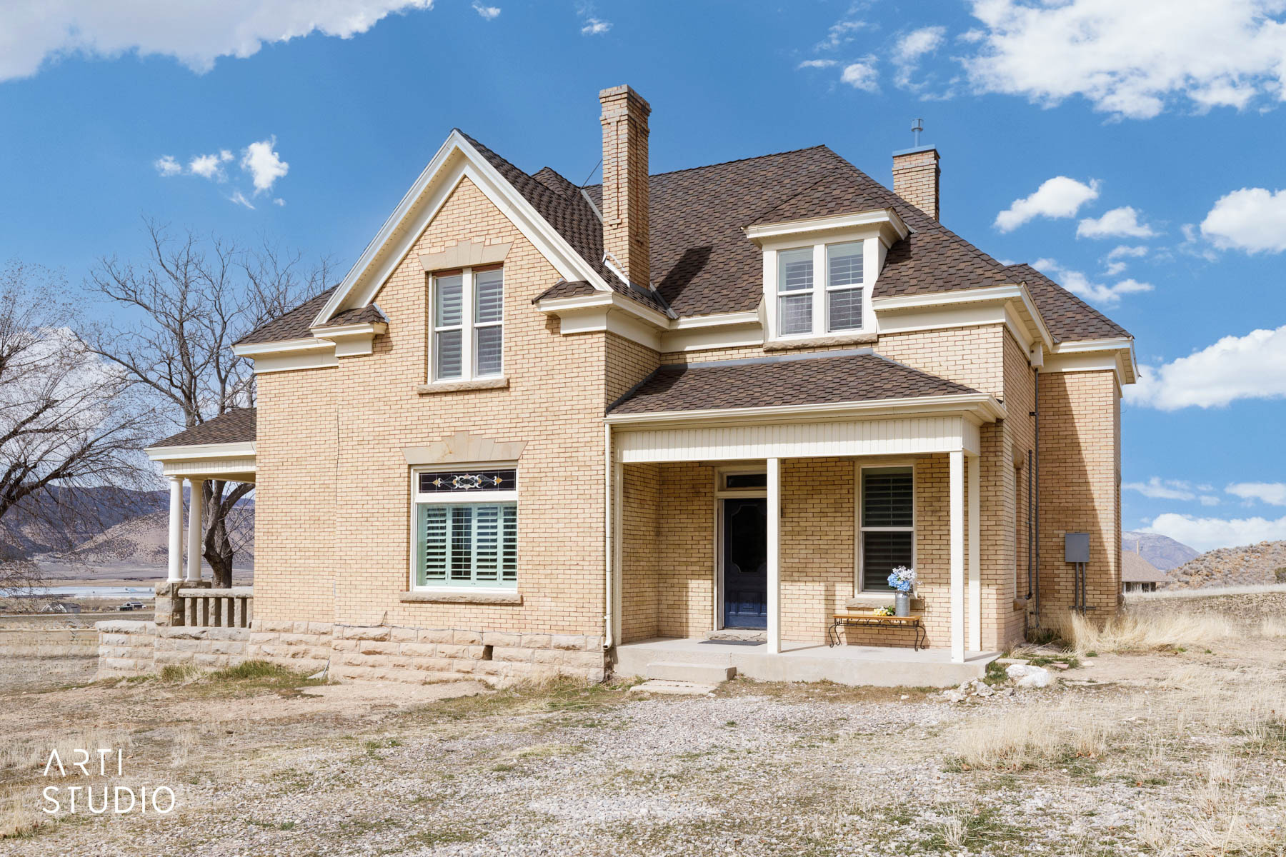 main property photo 38