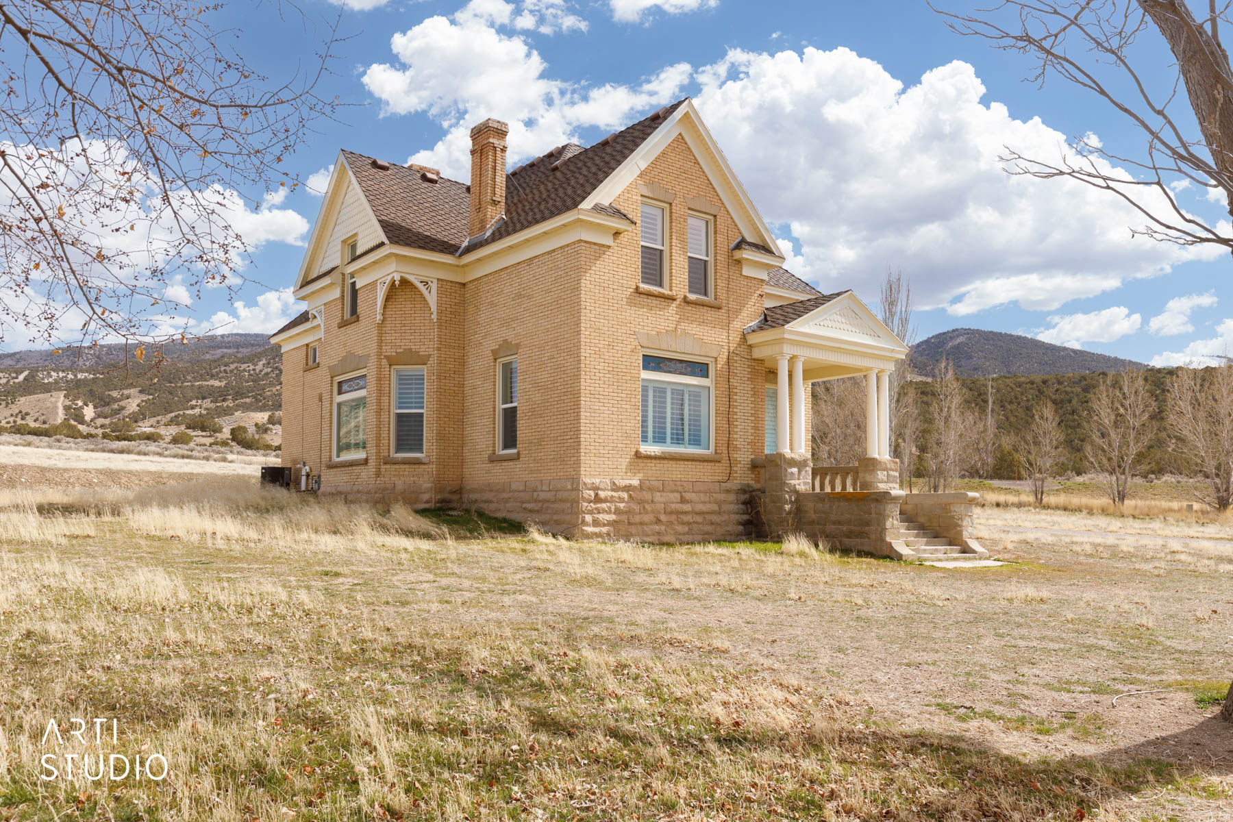 main property photo 6