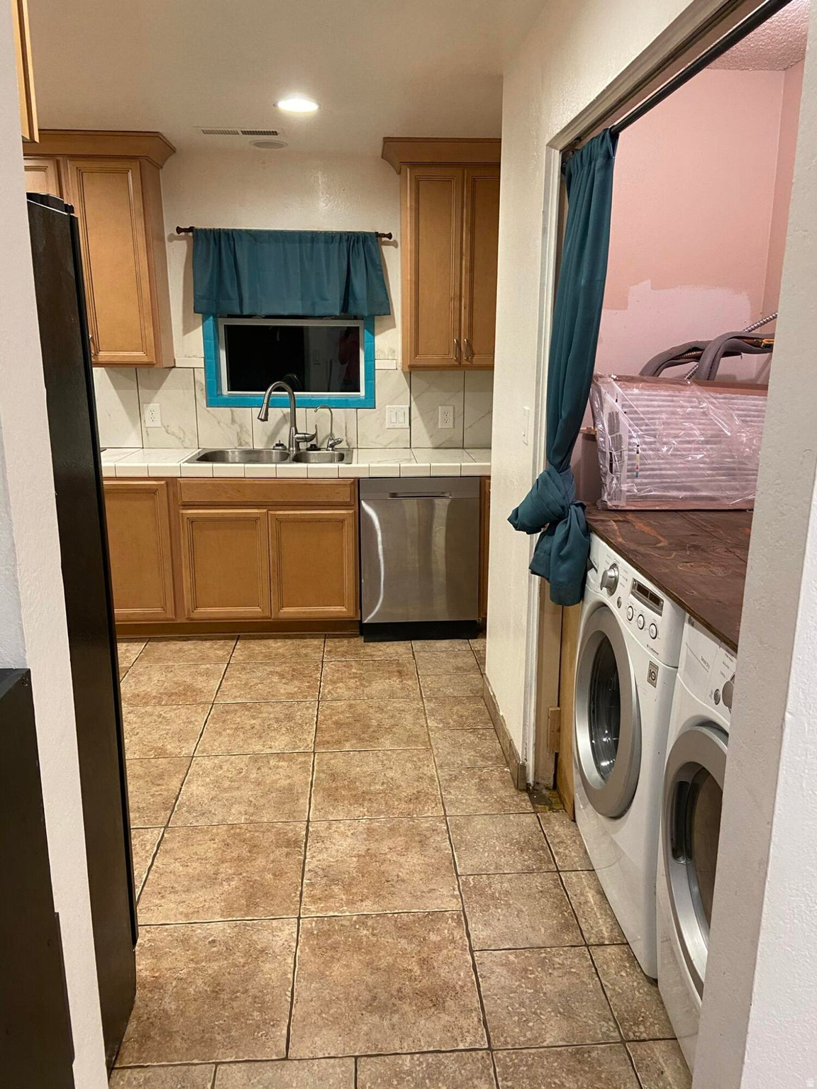 main property photo 8