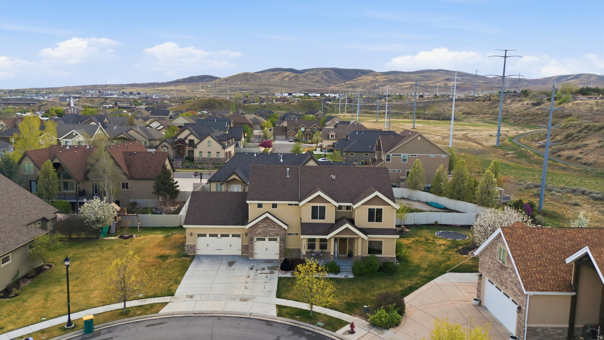 main property photo 51