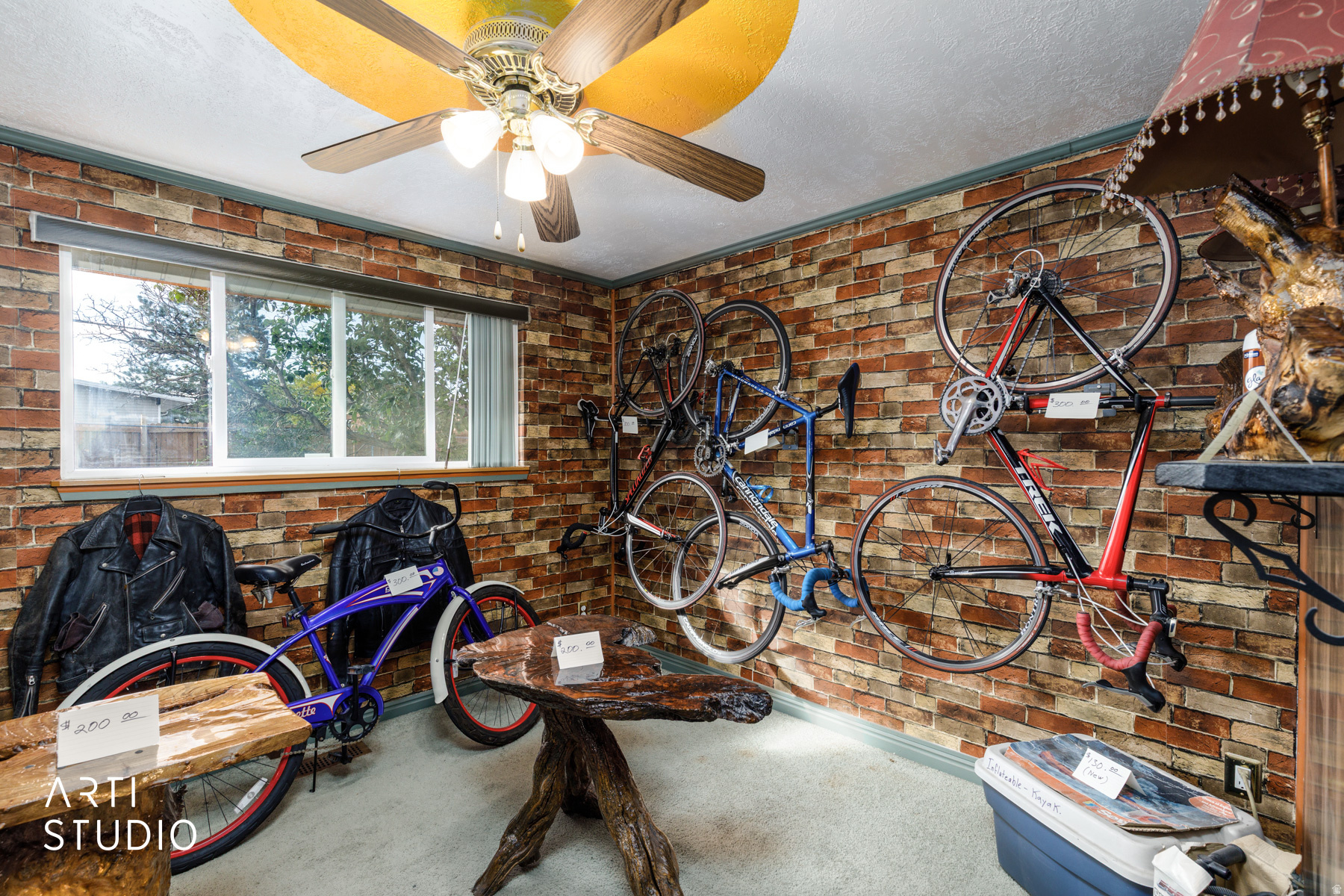main property photo 10