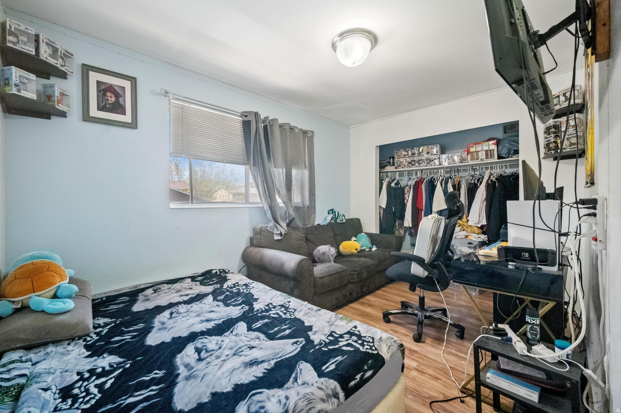 main property photo 16