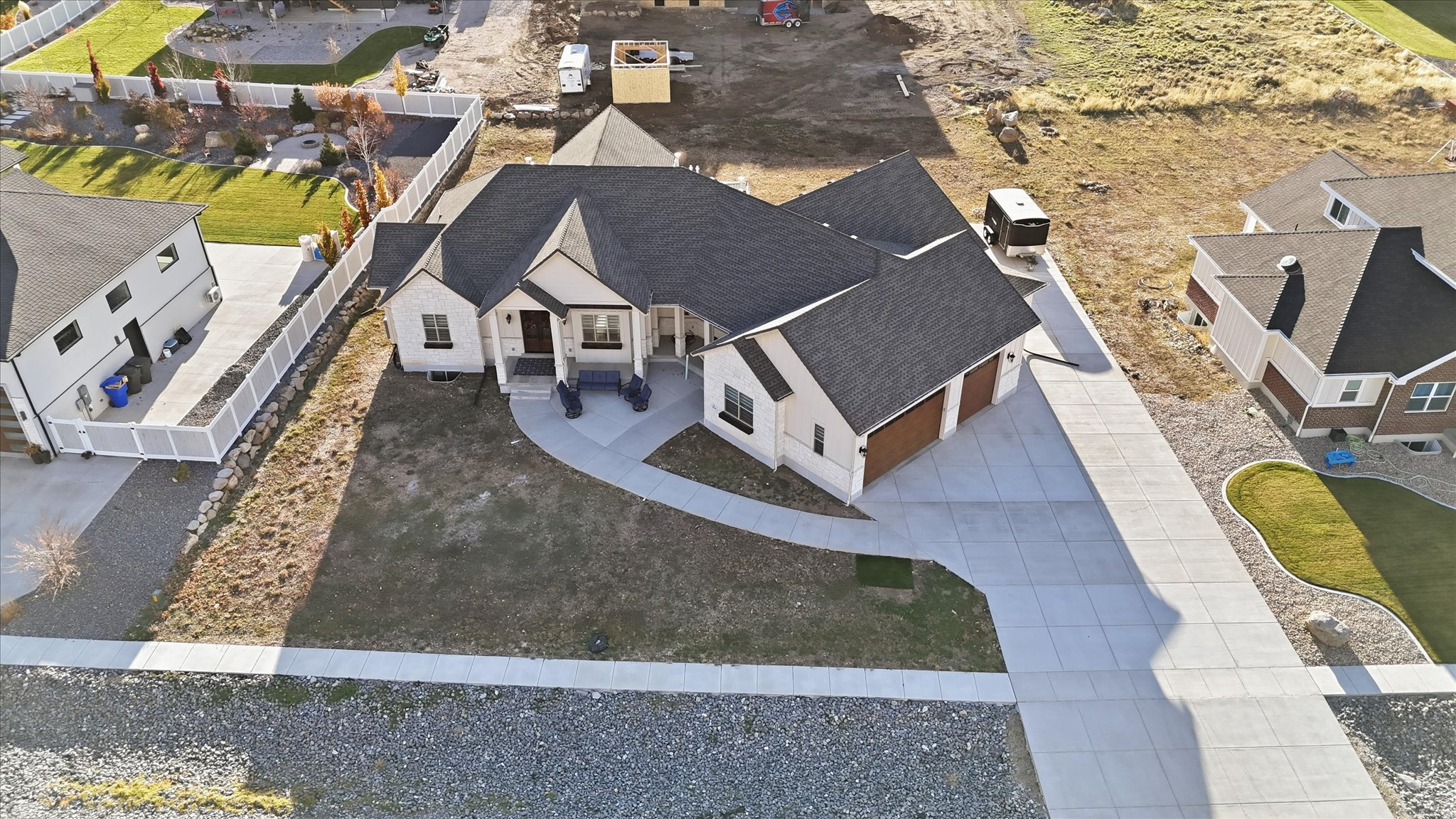 main property photo 77