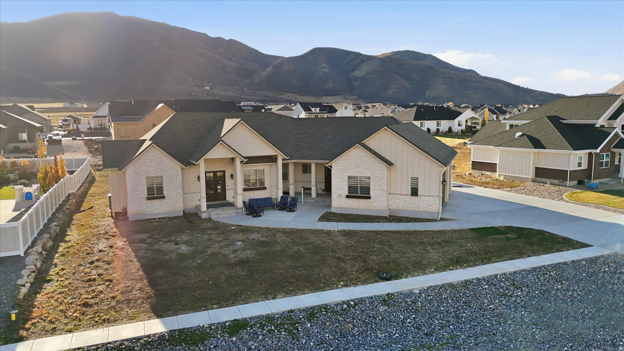 main property photo 79