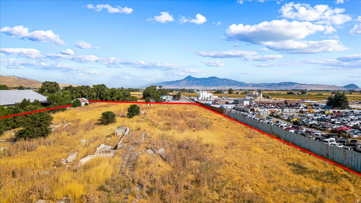 main property photo 16