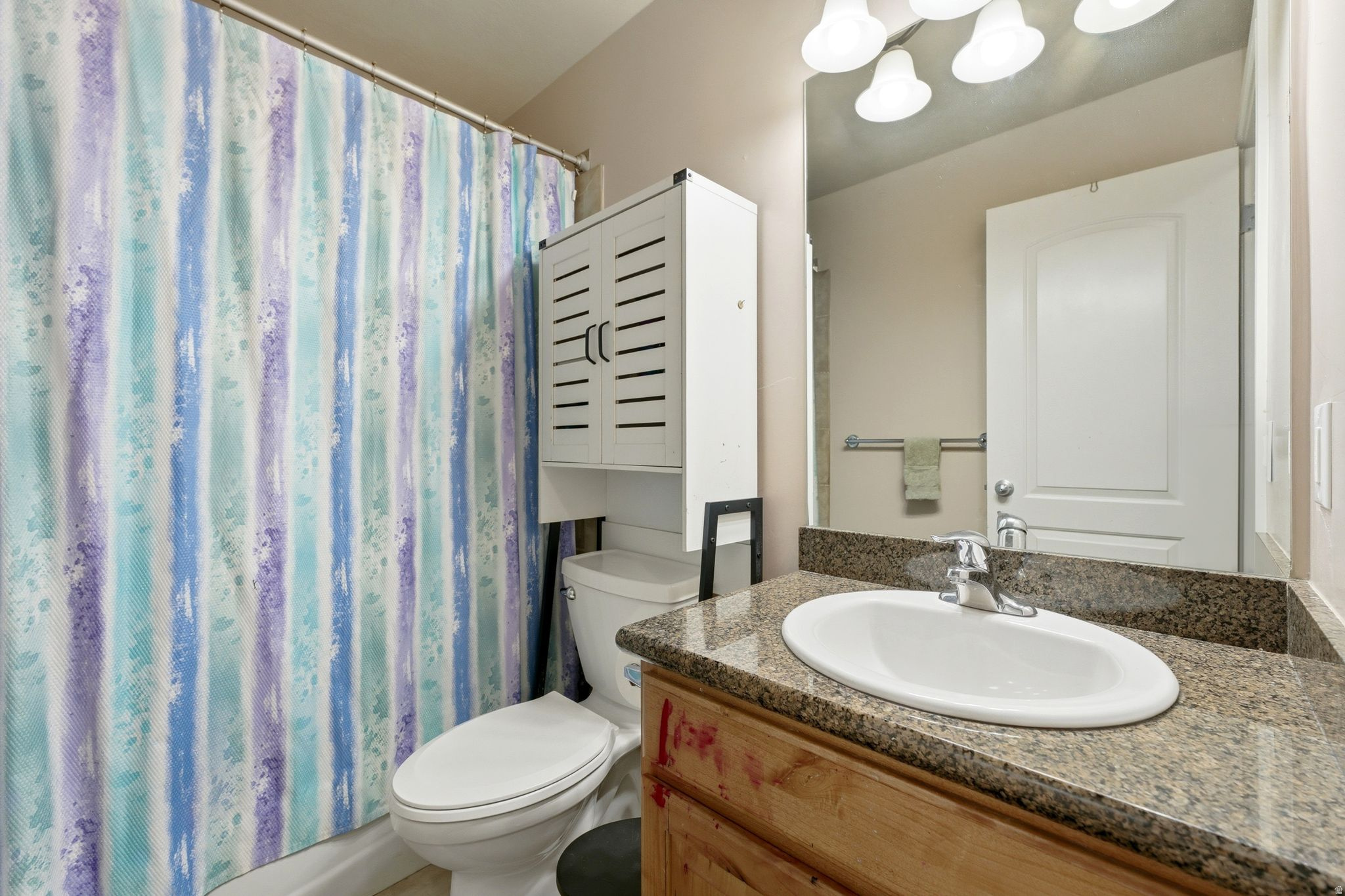 main property photo 23