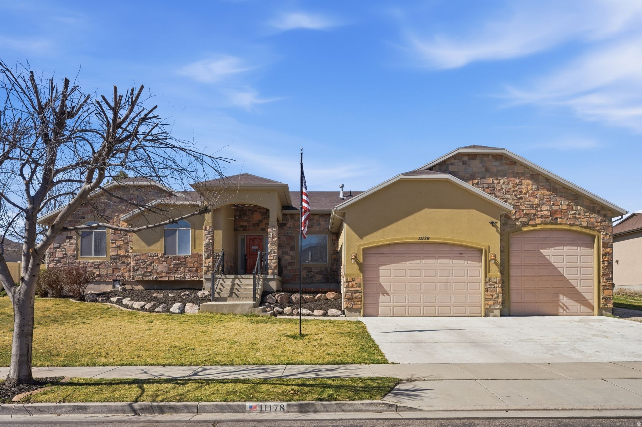 main property photo 46