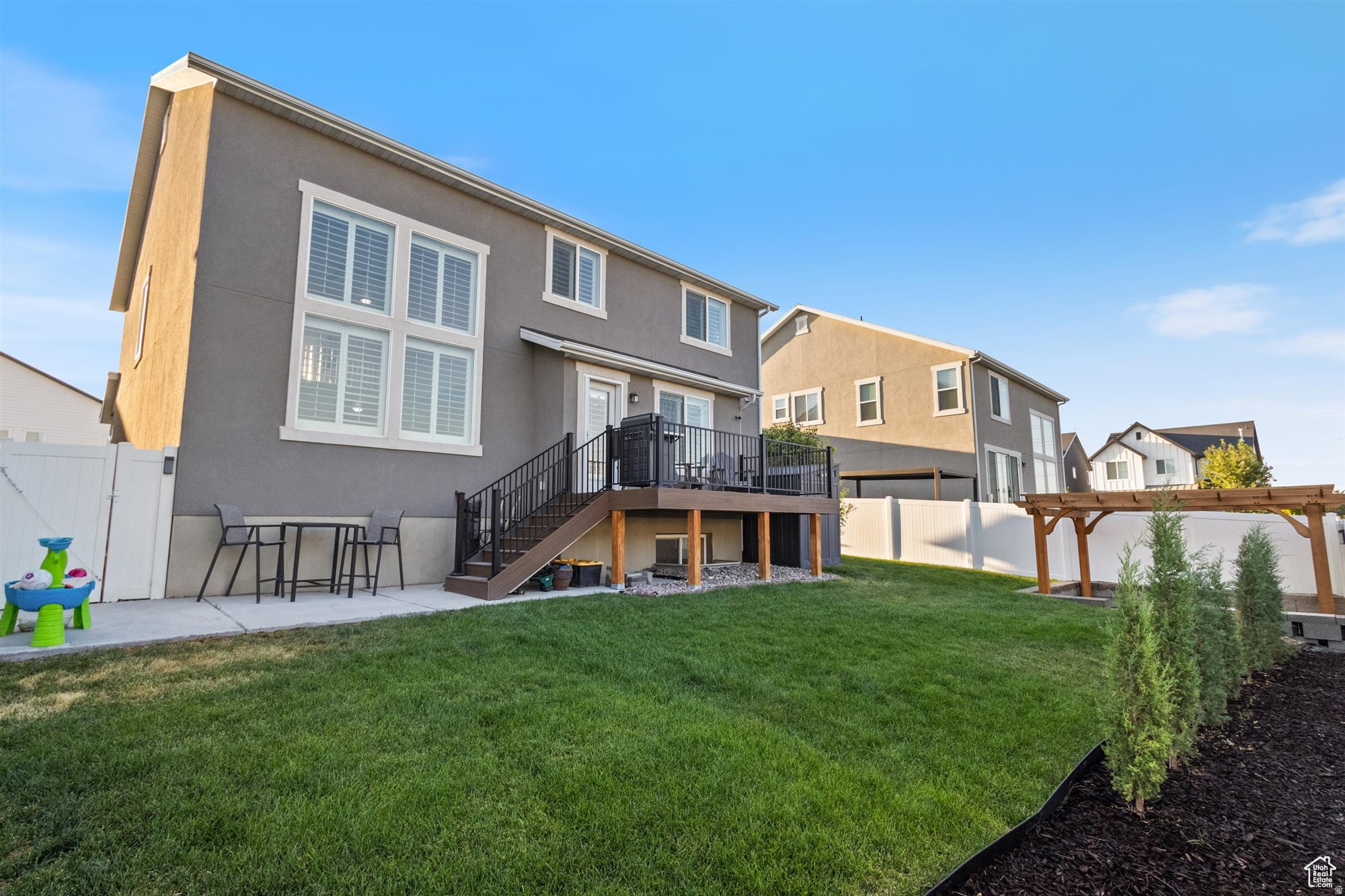 main property photo 43