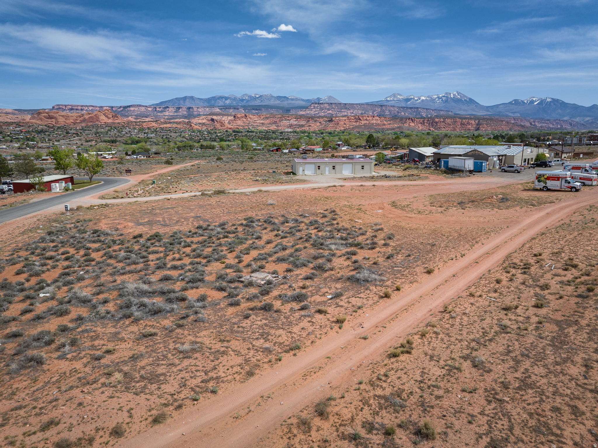 main property photo 9
