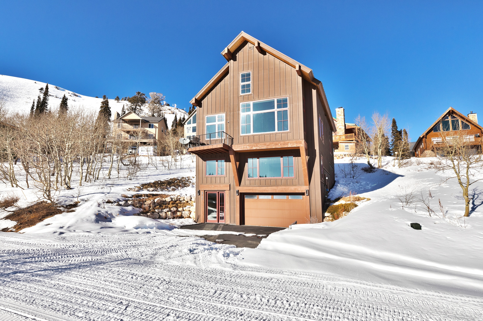 main property photo 4