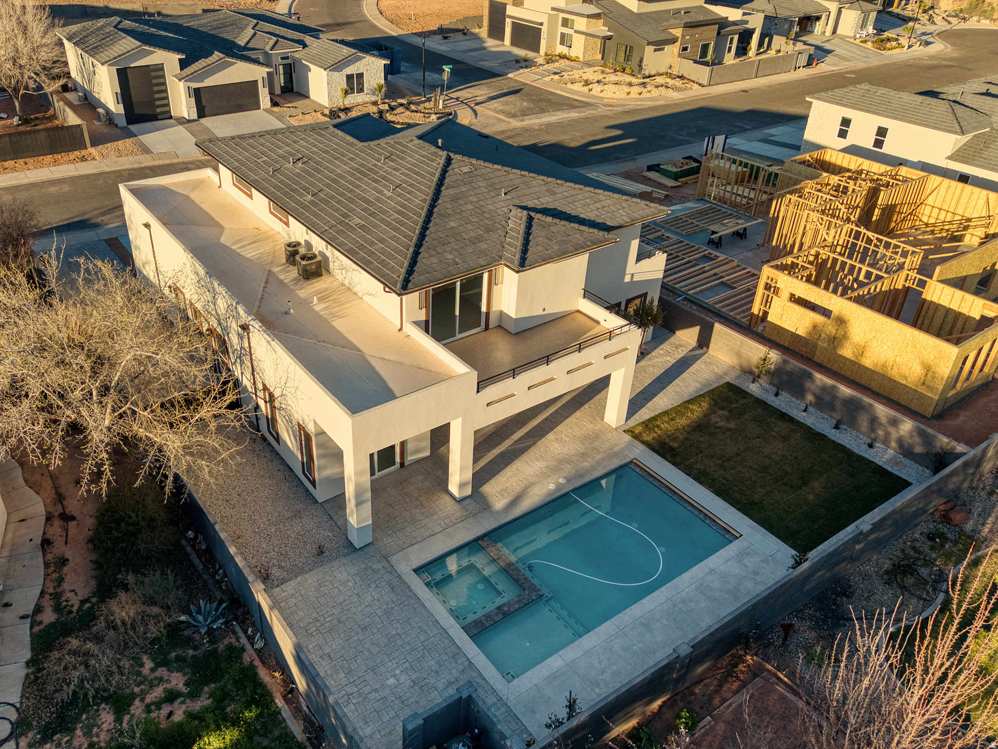 main property photo 4