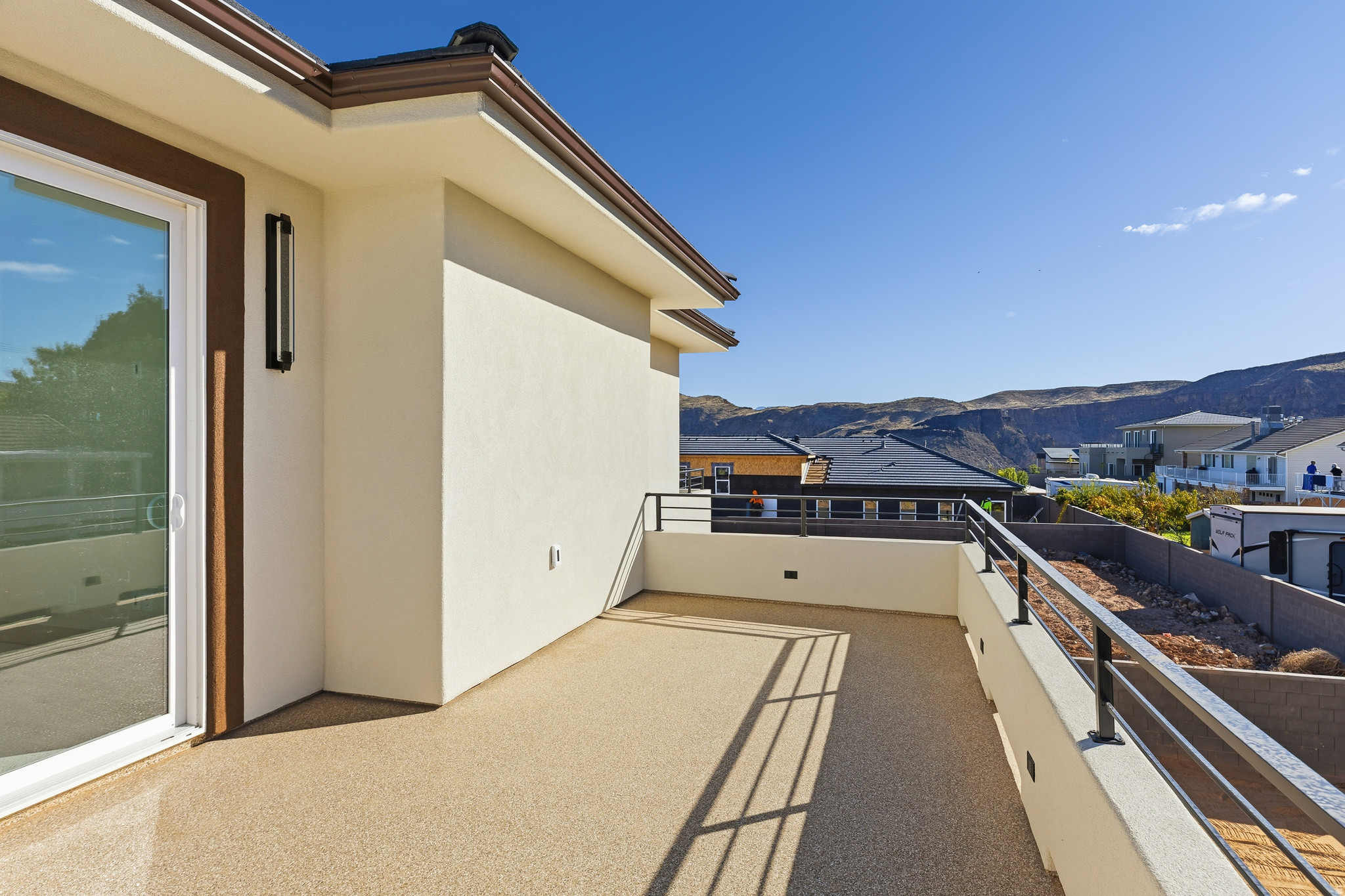 main property photo 44