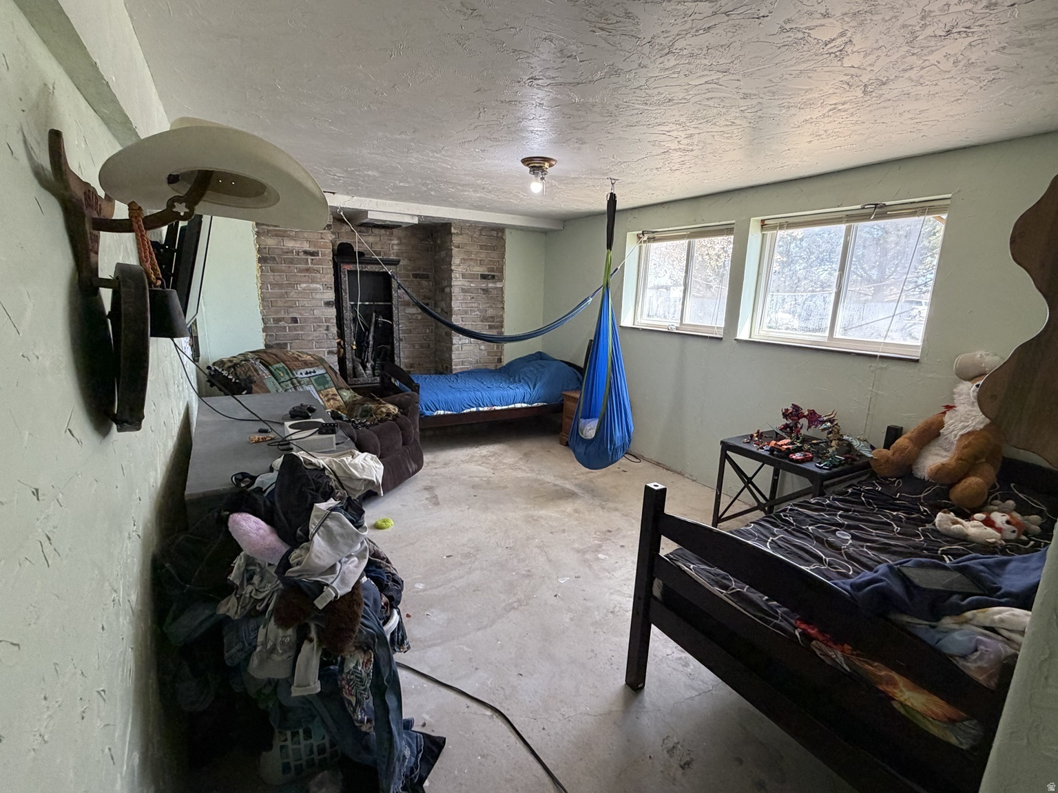main property photo 16