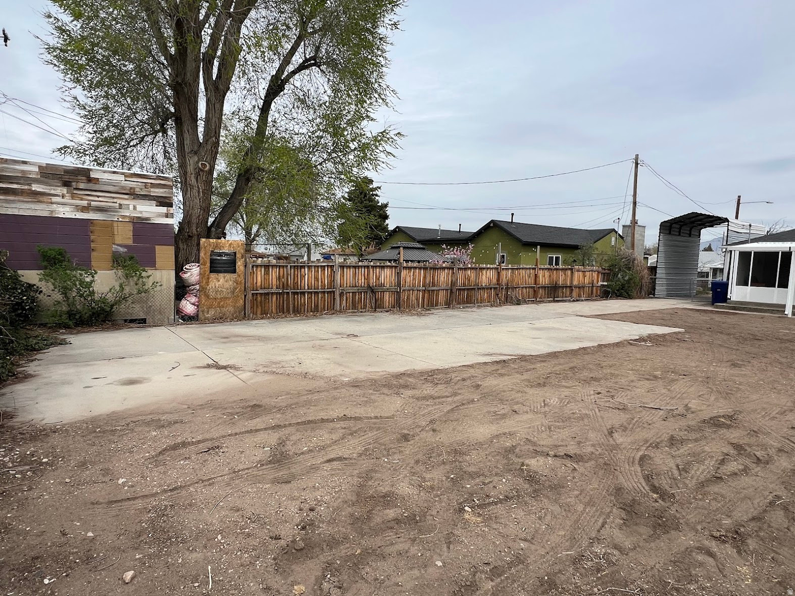 main property photo 12