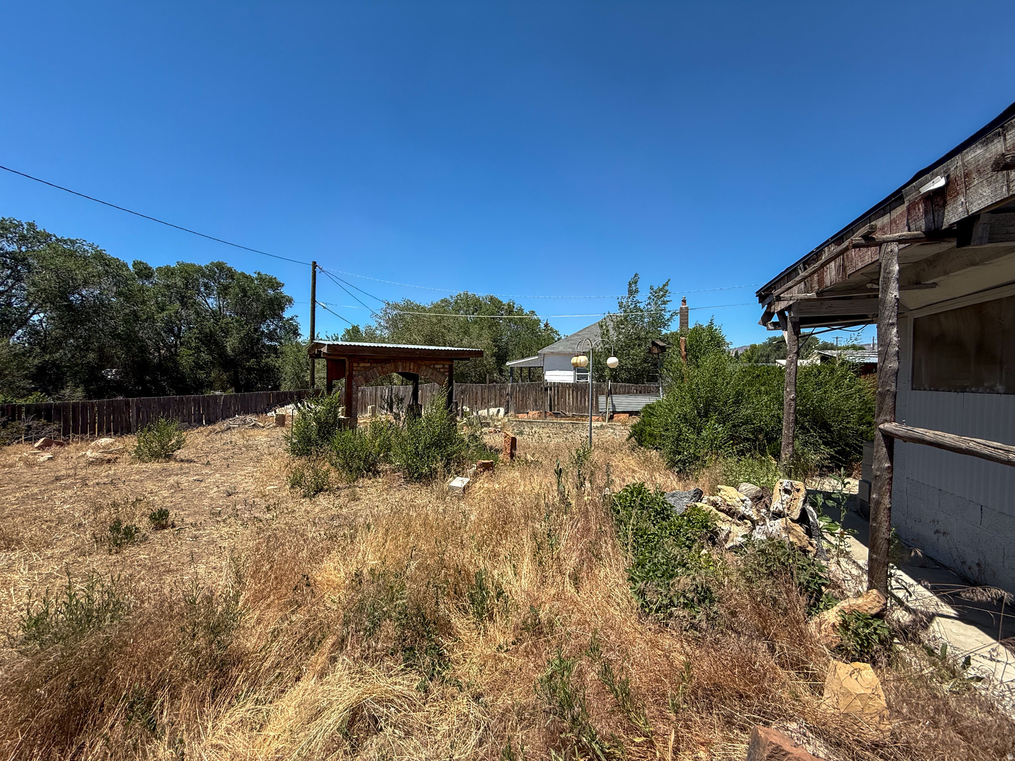 main property photo 20