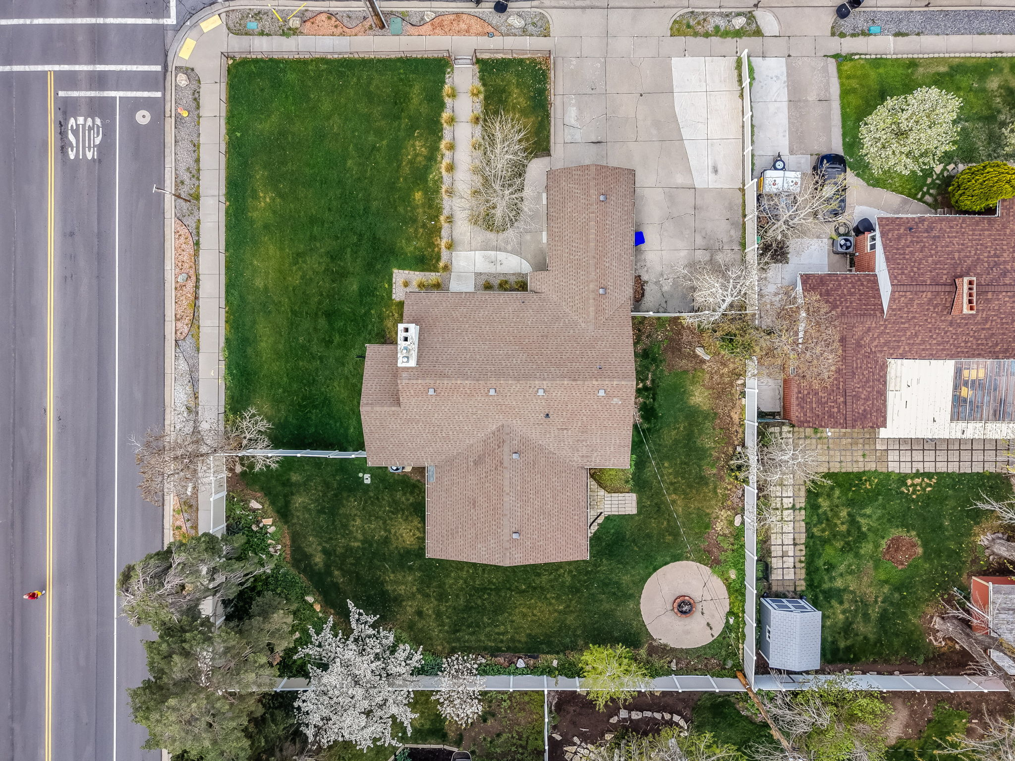 main property photo 36