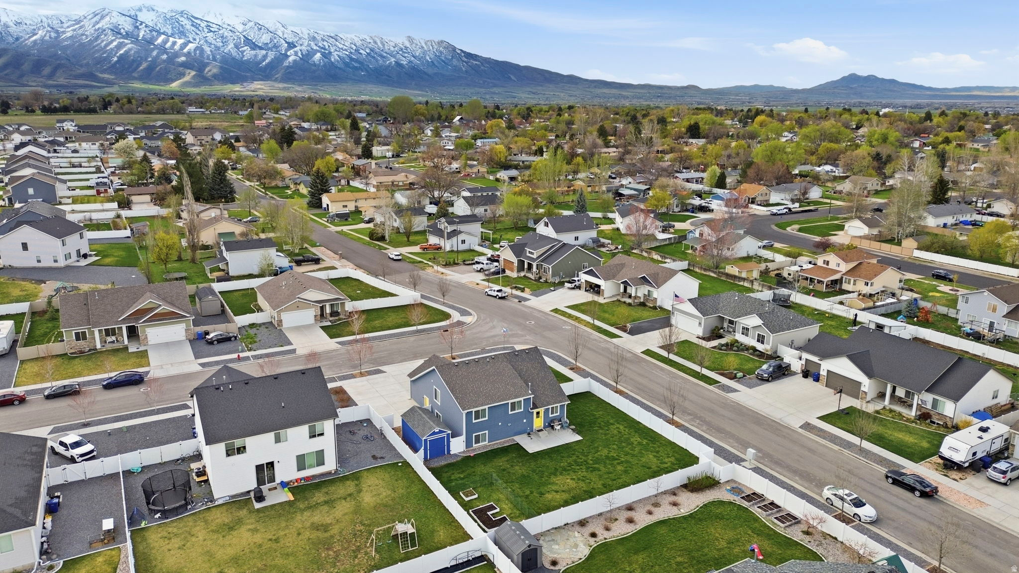 main property photo 35