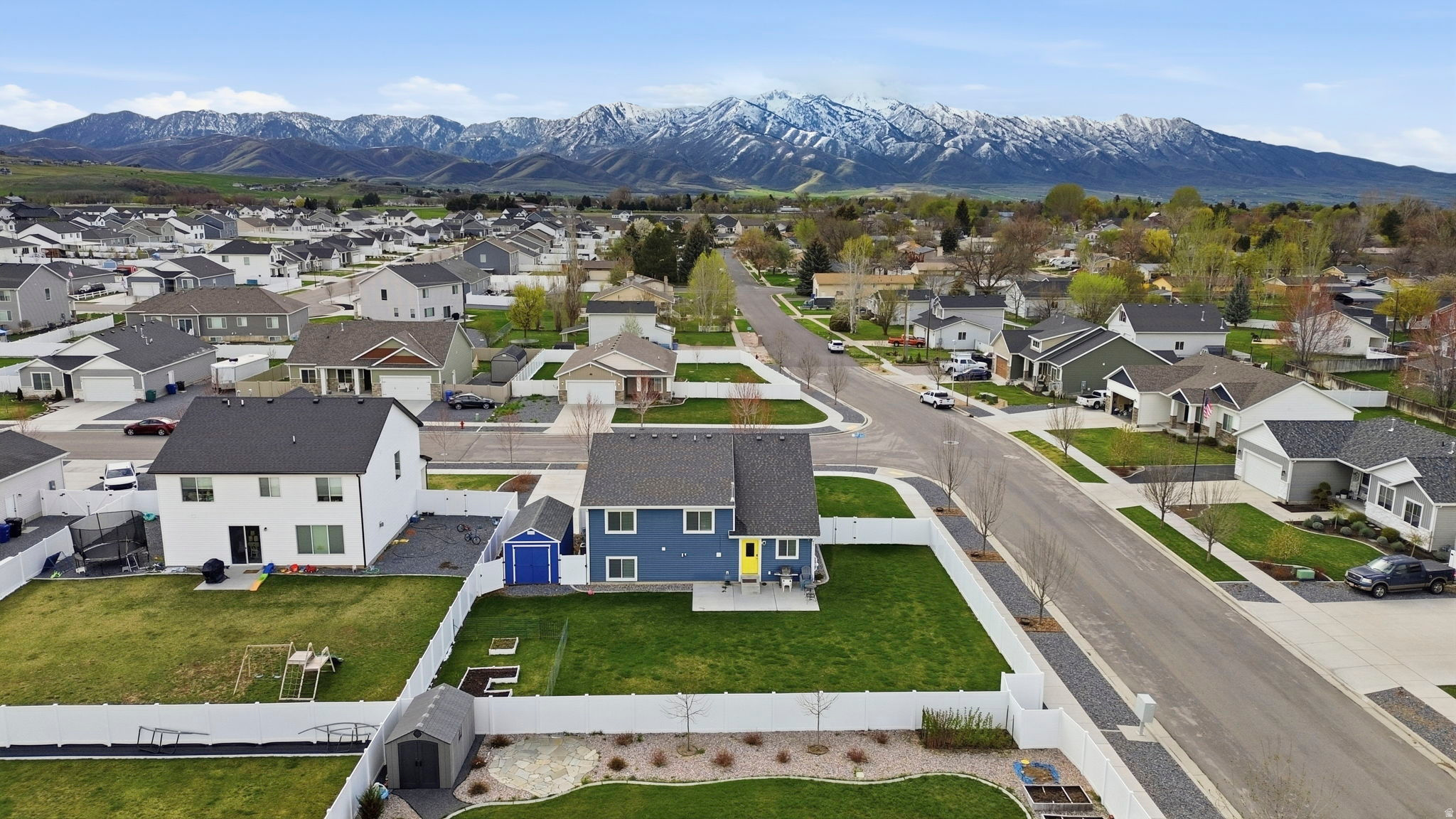 main property photo 36