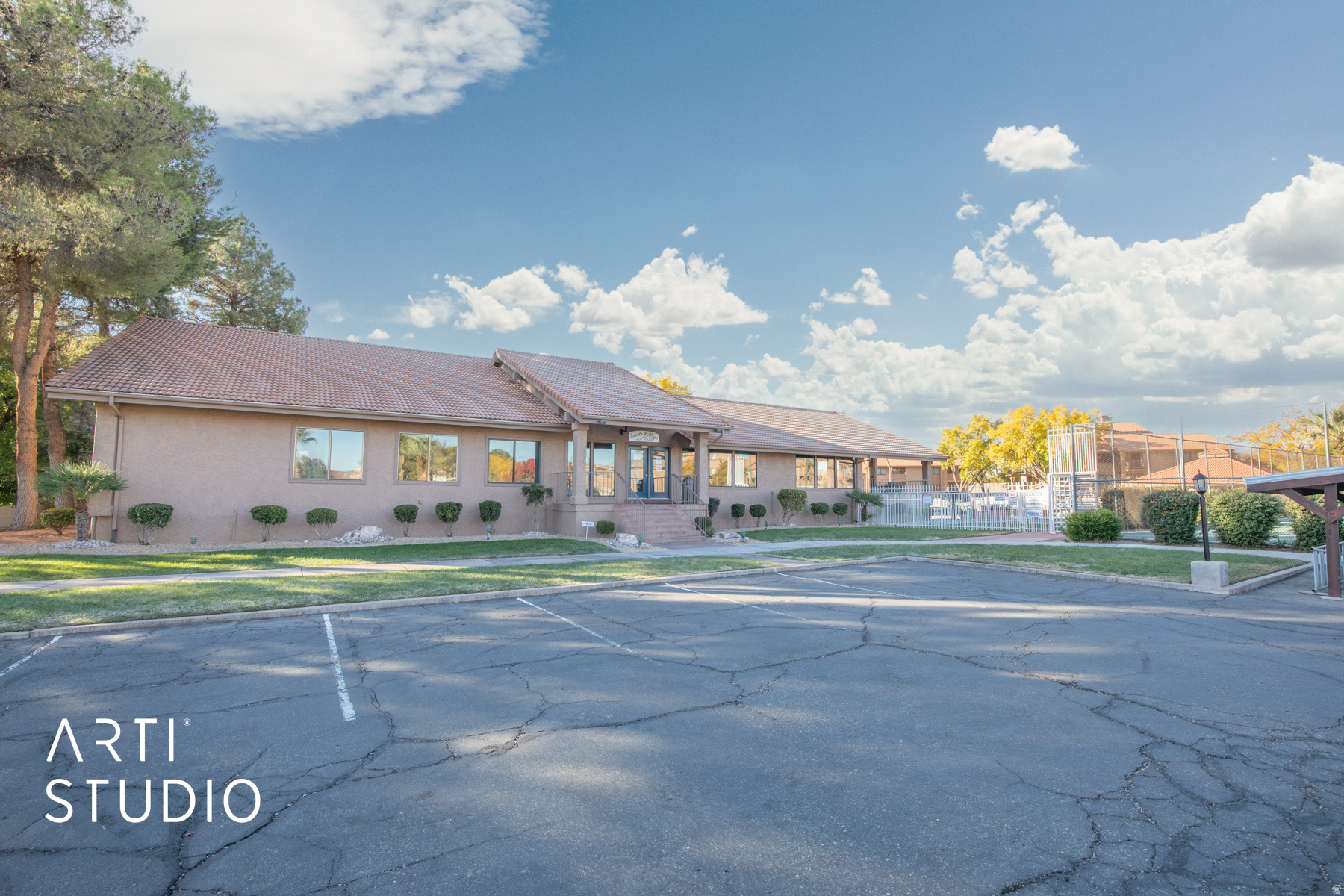 main property photo 16