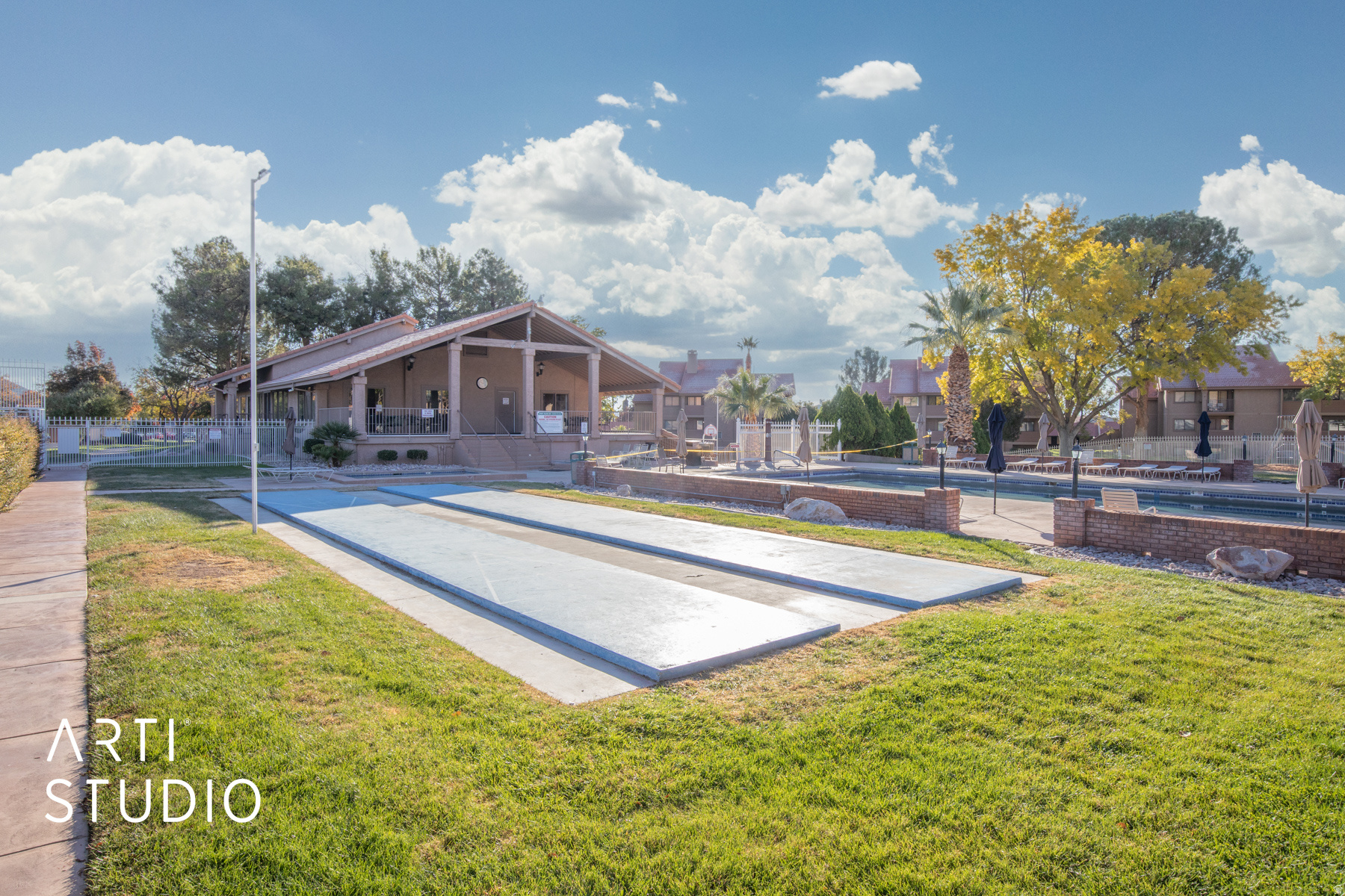 main property photo 28