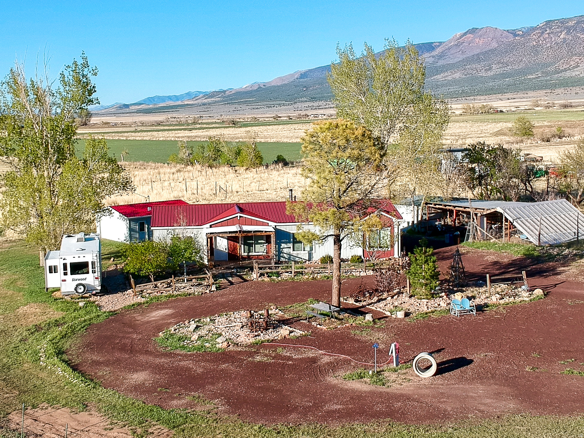 main property photo 14
