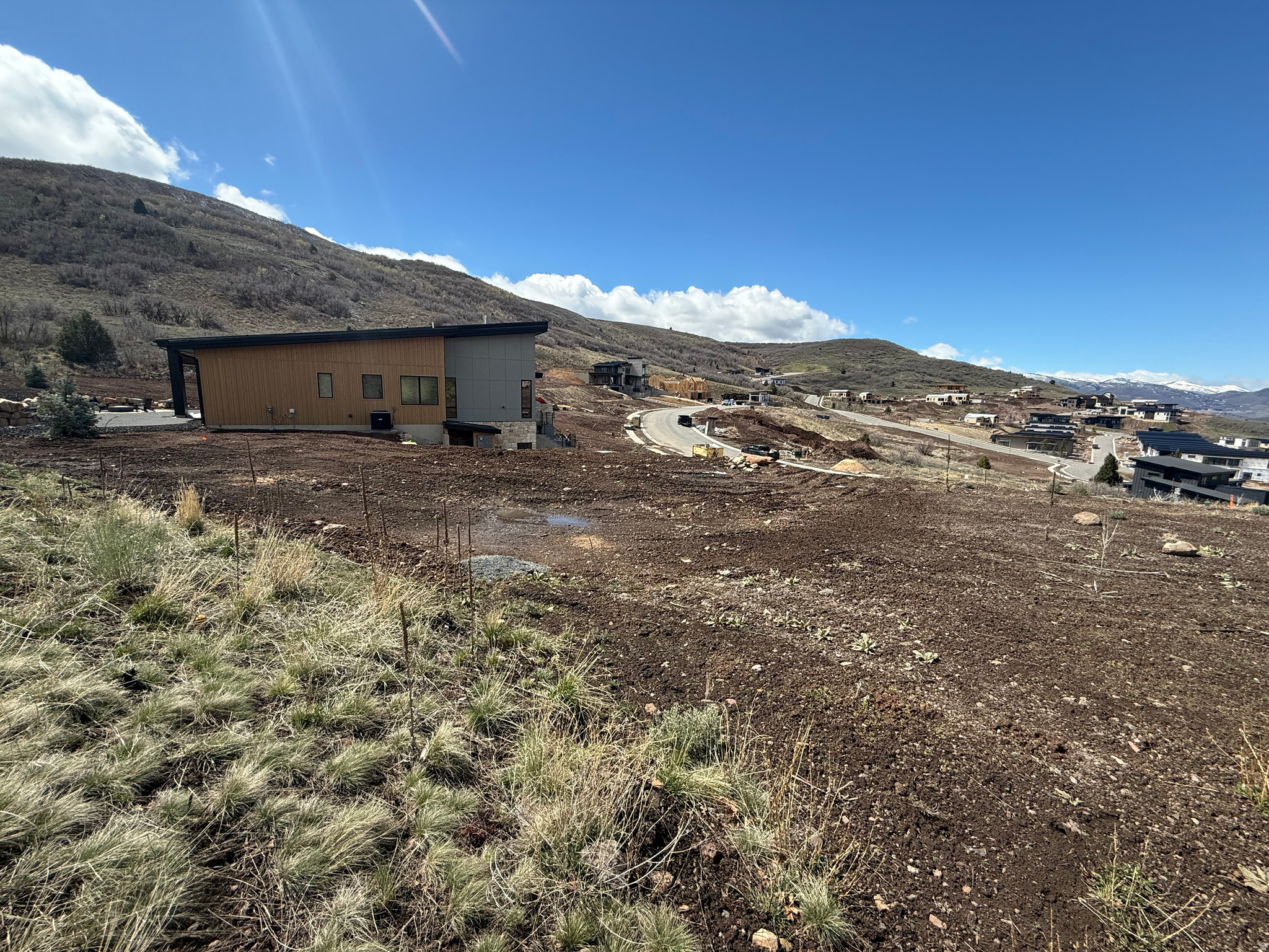 main property photo 8