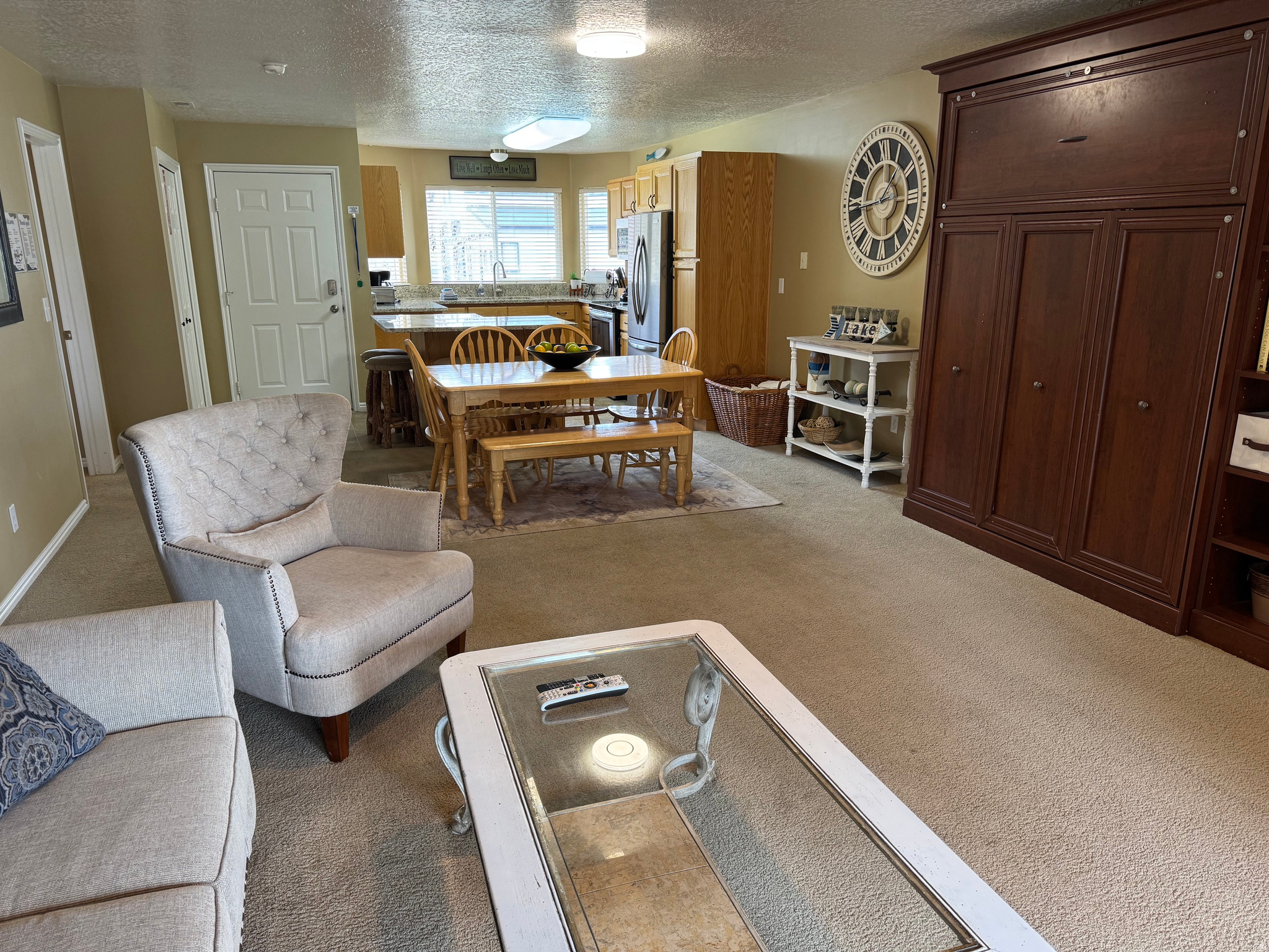 main property photo 6