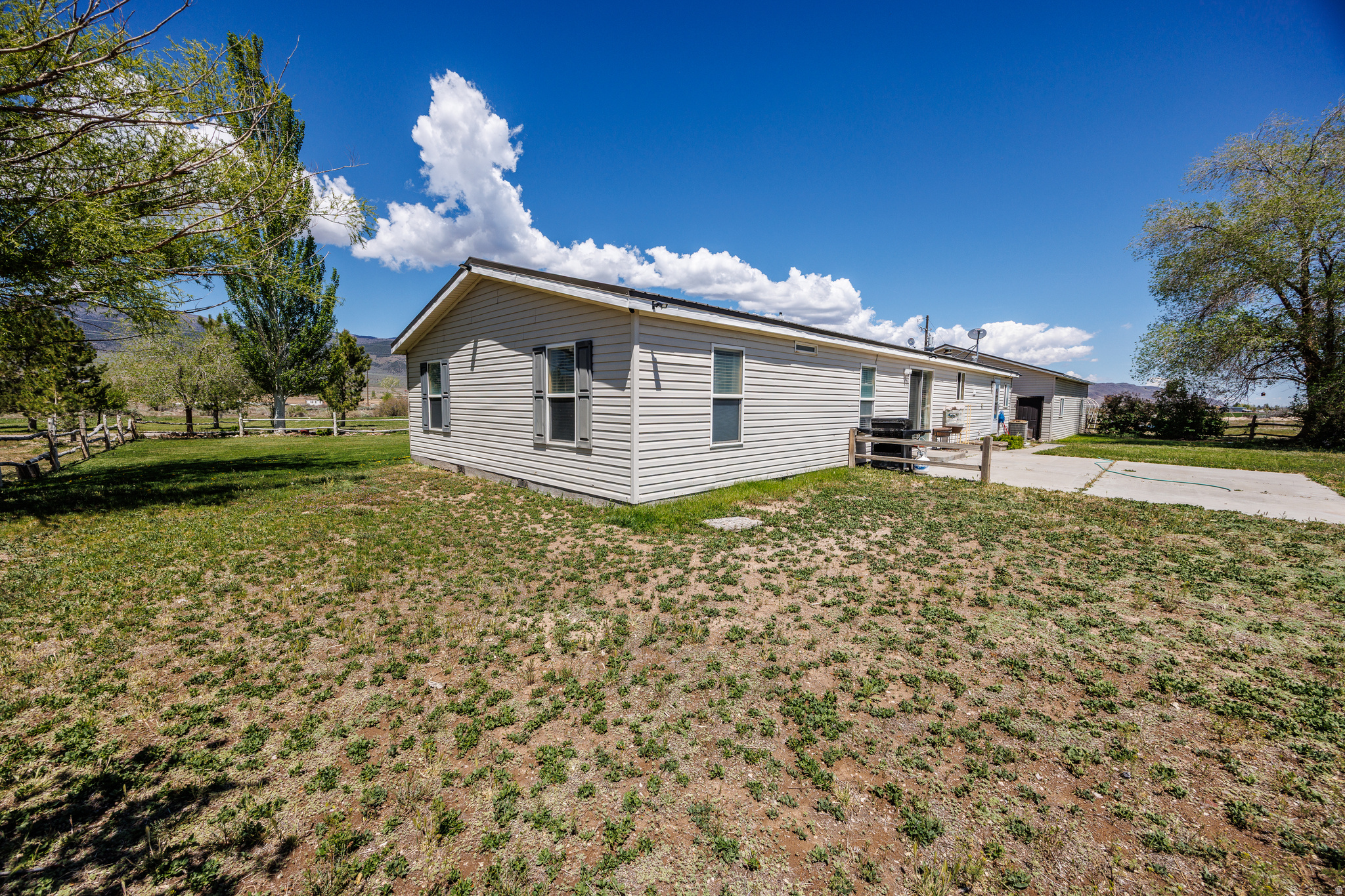 main property photo 54