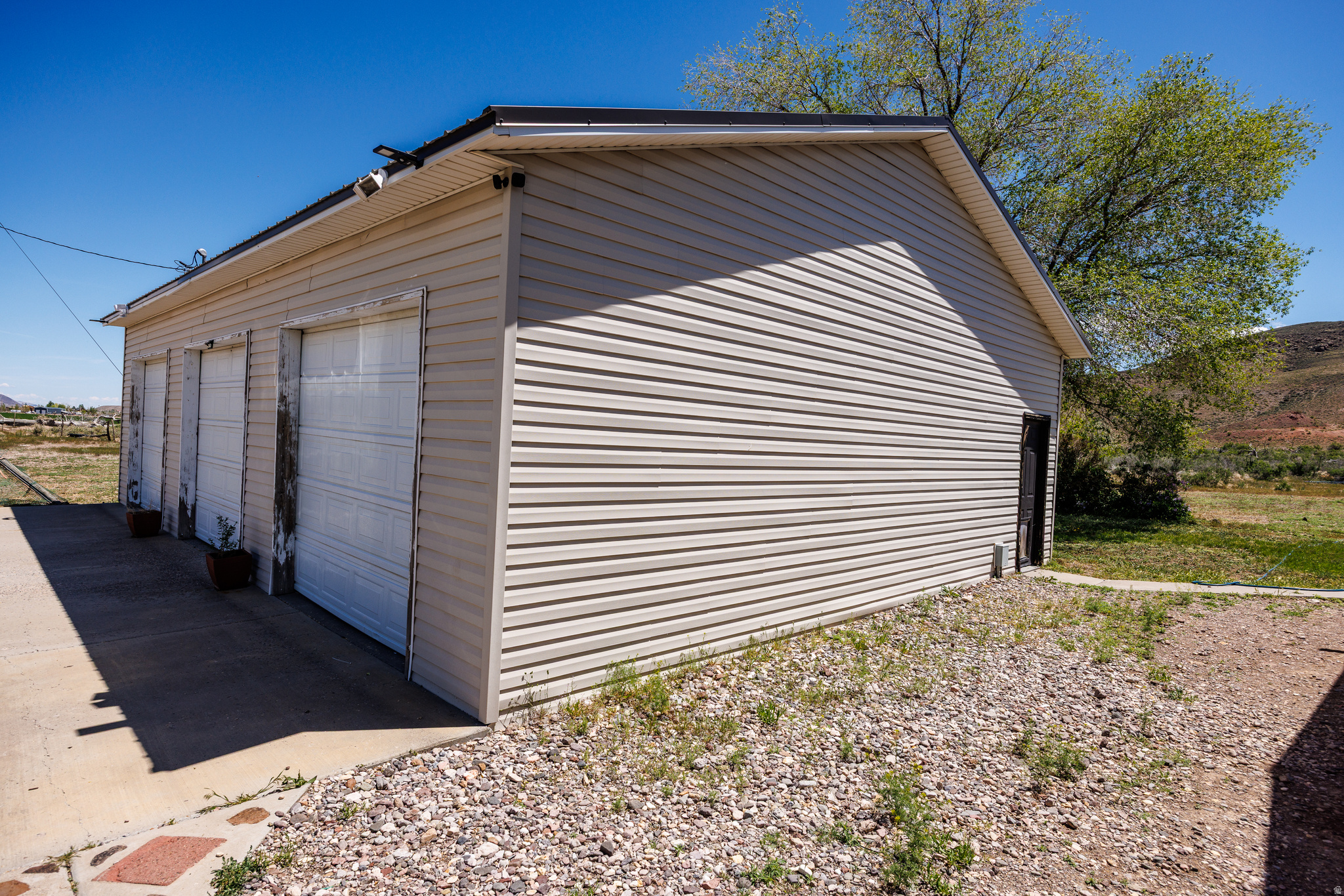 main property photo 64