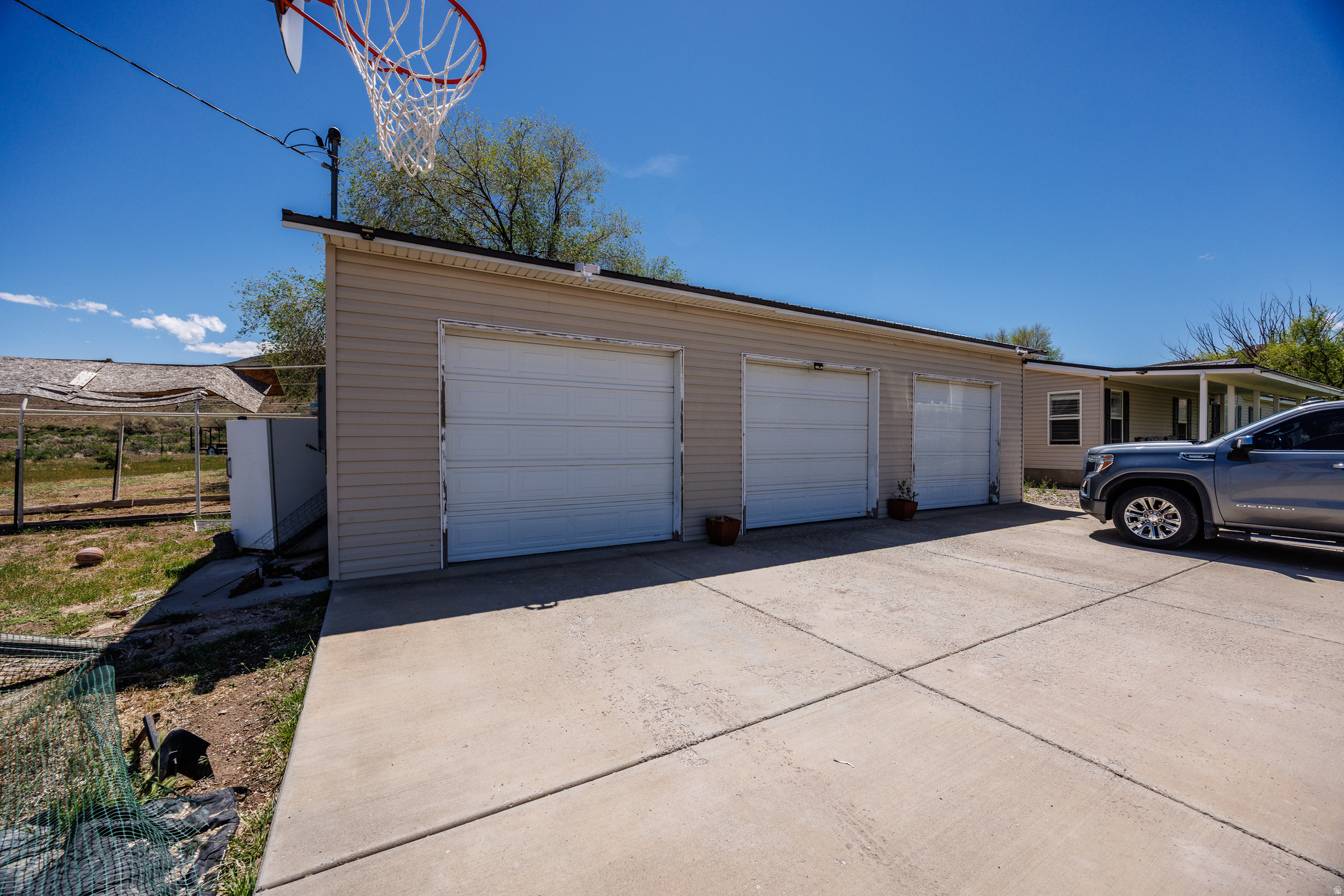 main property photo 65