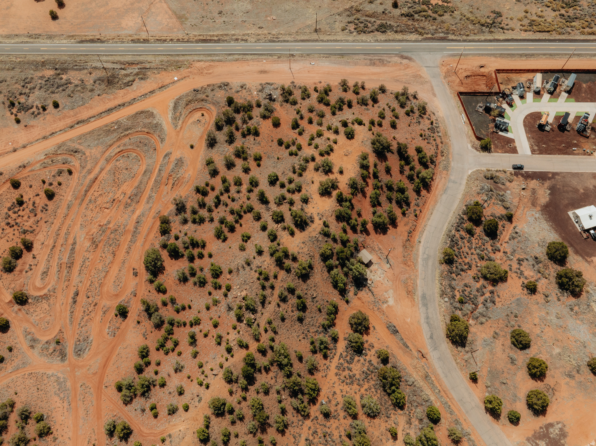 main property photo 14