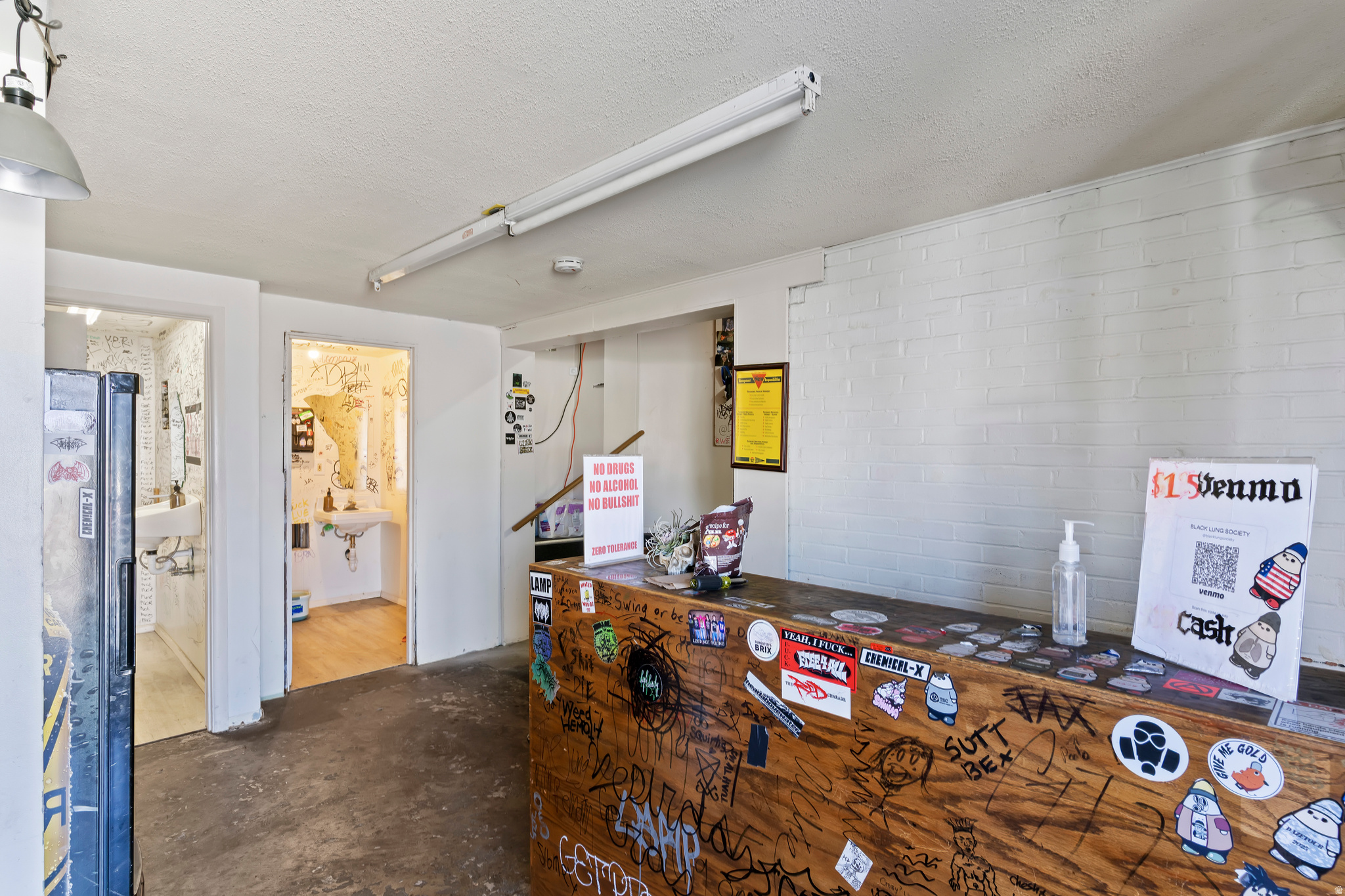 main property photo 18