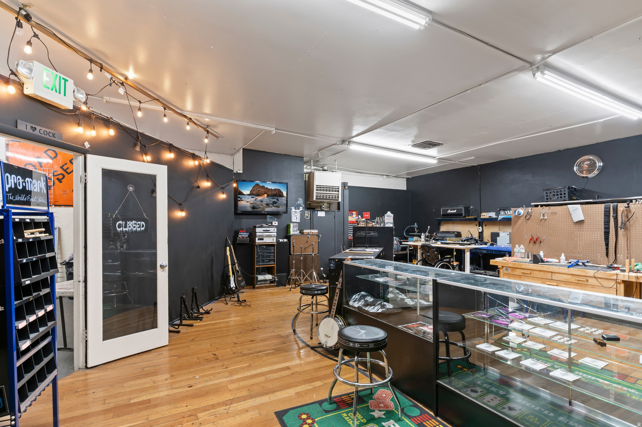 main property photo 20